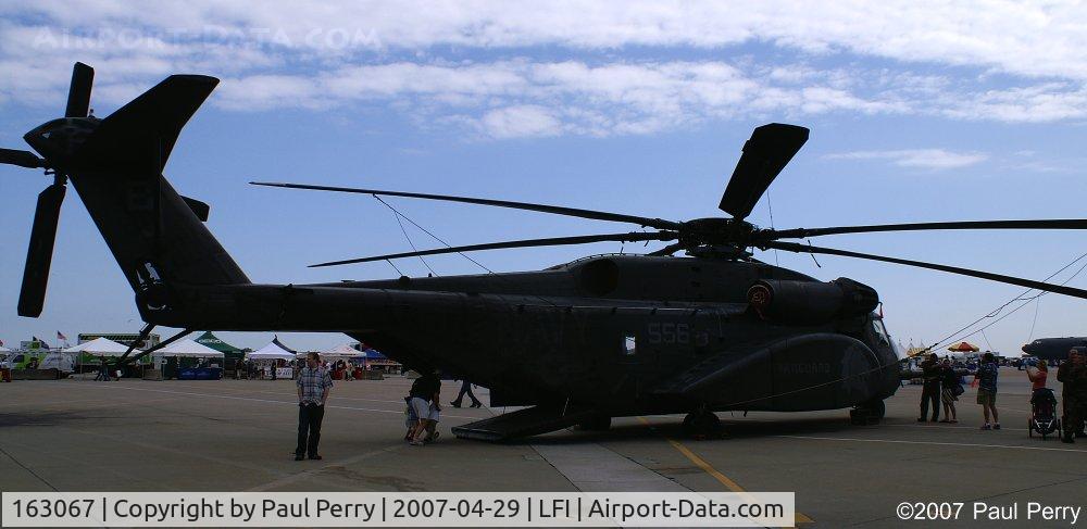 163067, Sikorsky MH-53E Sea Dragon C/N 65-562, She is a massive lady