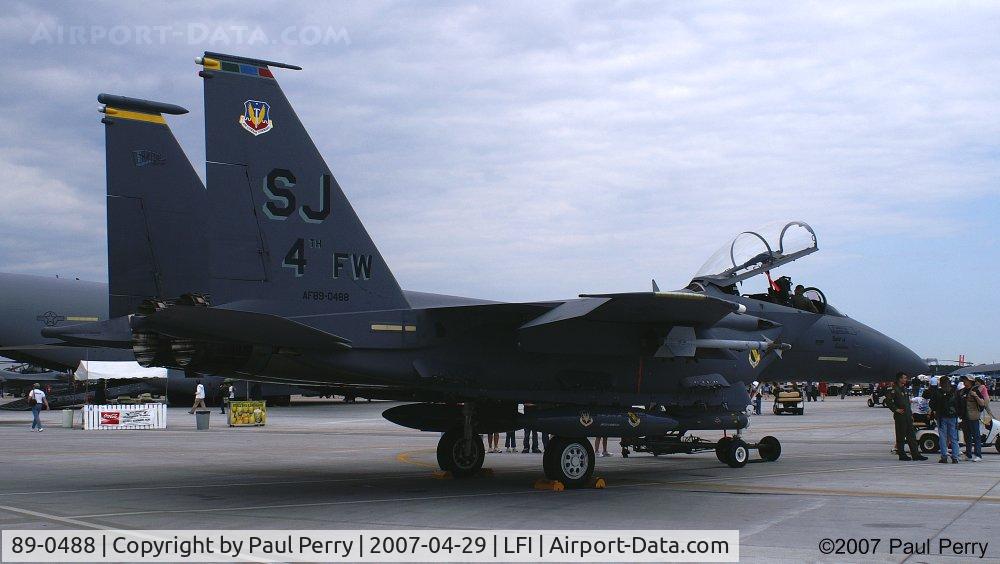 89-0488, 1989 McDonnell Douglas F-15E Strike Eagle C/N 1135/E110, A modest, air-to-air only loadout on this Mudhen