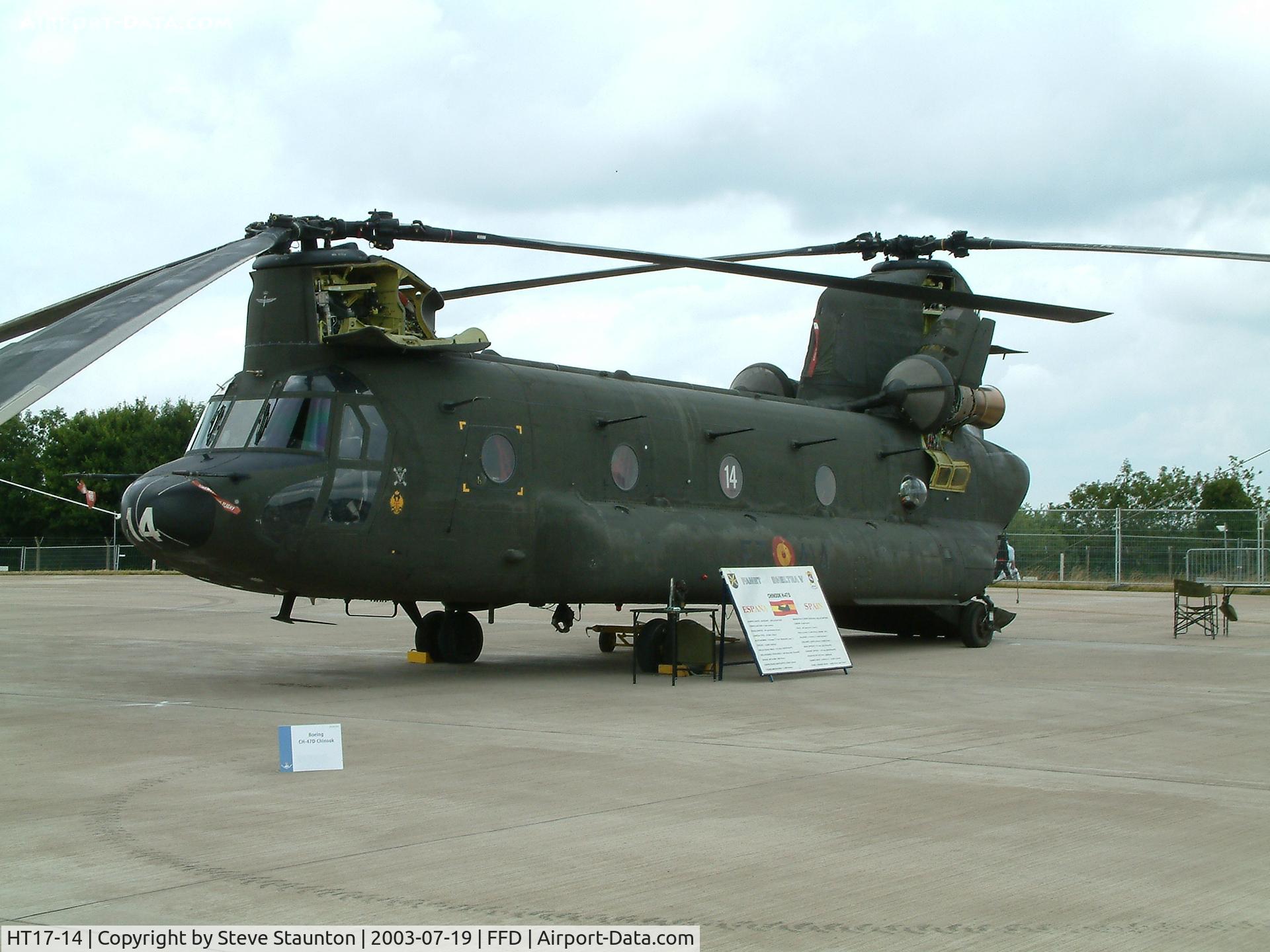 HT17-14, Boeing CH-47D Chinook C/N B870/MA-901, Royal International Air Tattoo 2003