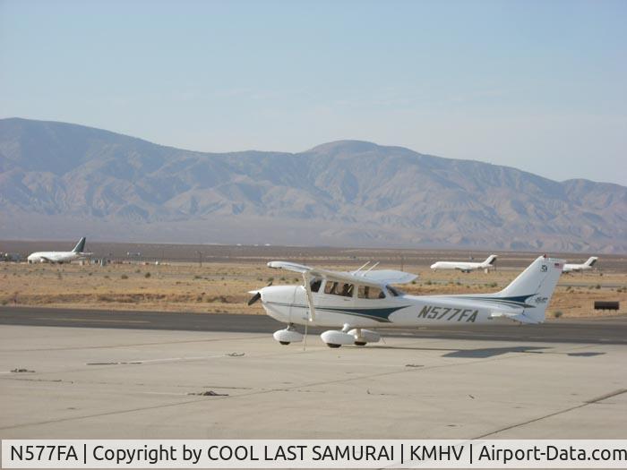 N577FA, 2004 Cessna 172S C/N 172S9577, 7FA AT MOJAVE AIRPORT TRANSIENT PARKING