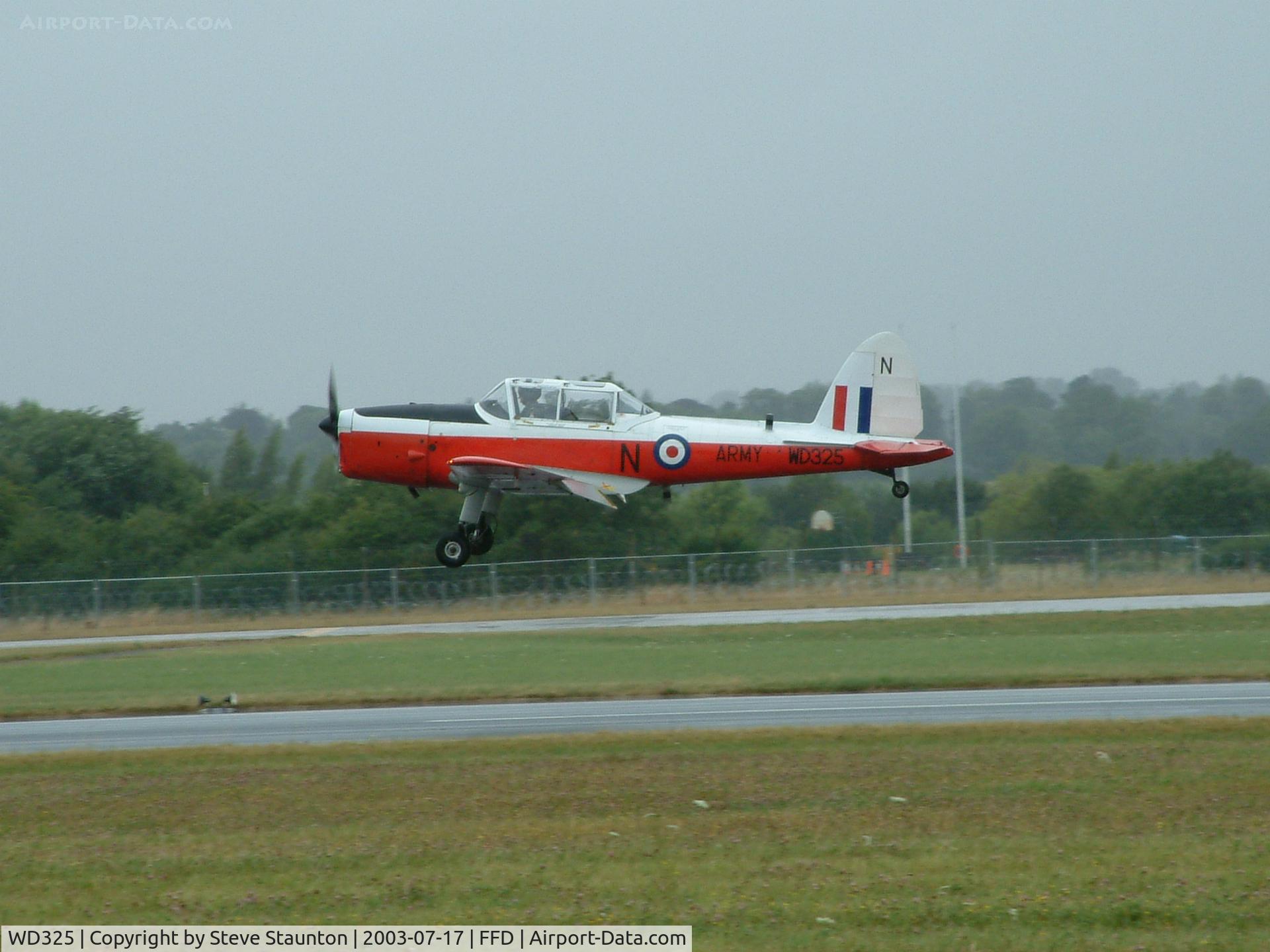 WD325, 1951 De Havilland DHC-1 Chipmunk T.10 C/N C1/0263, Royal International Air Tattoo 2003