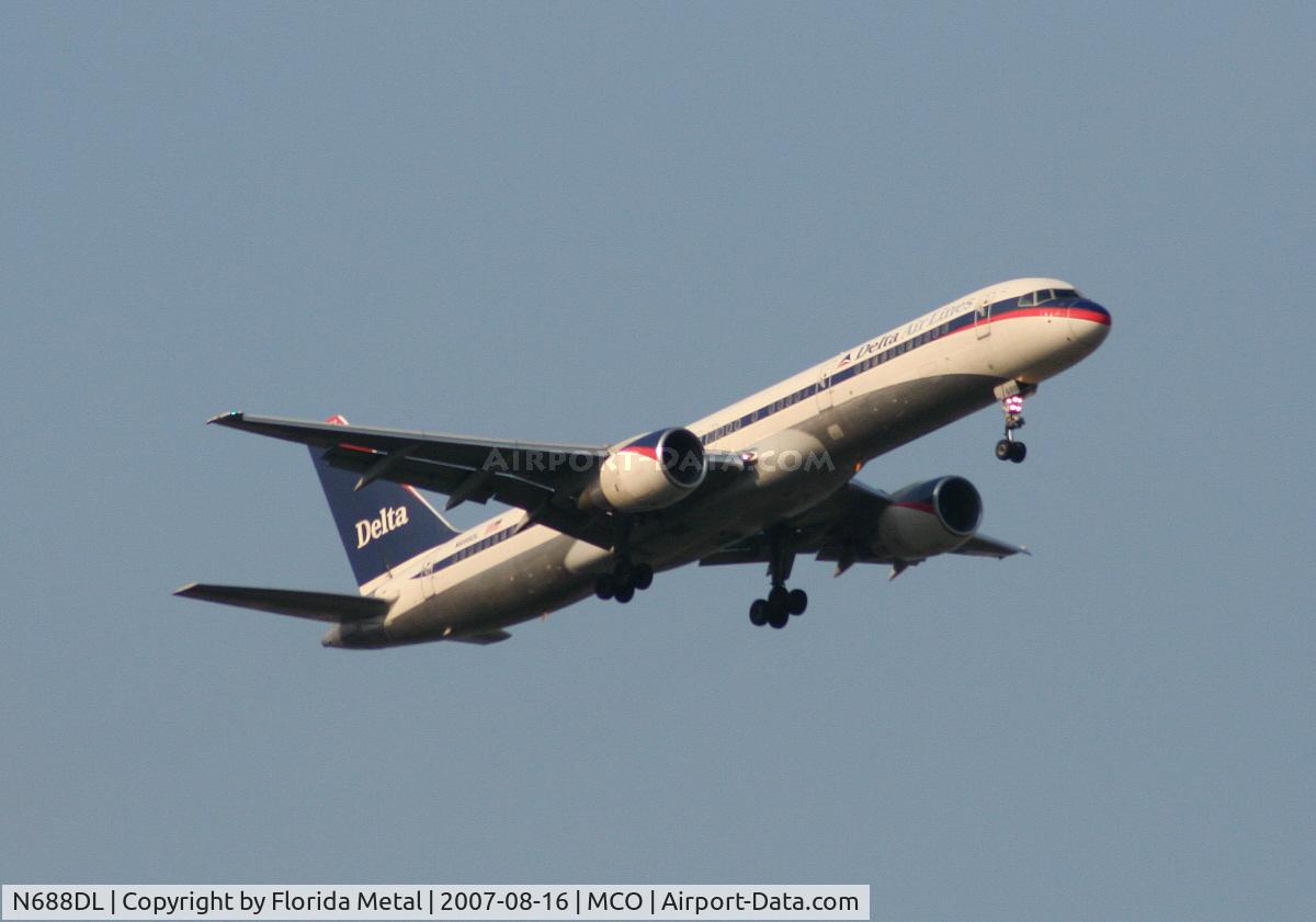 N688DL, 1998 Boeing 757-232 C/N 27587, Delta