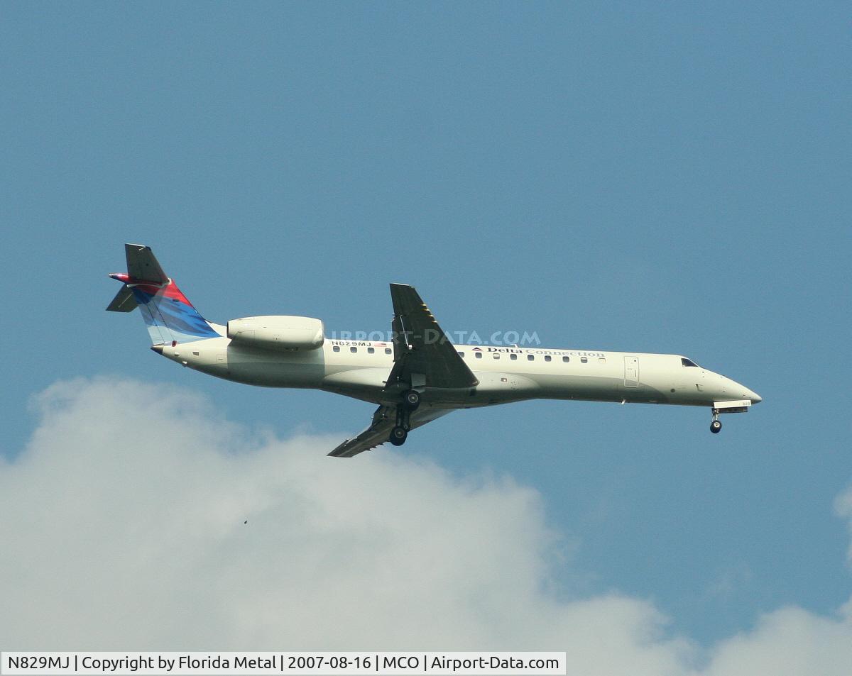 N829MJ, 2000 Embraer EMB-145LR C/N 145228, Delta Connection