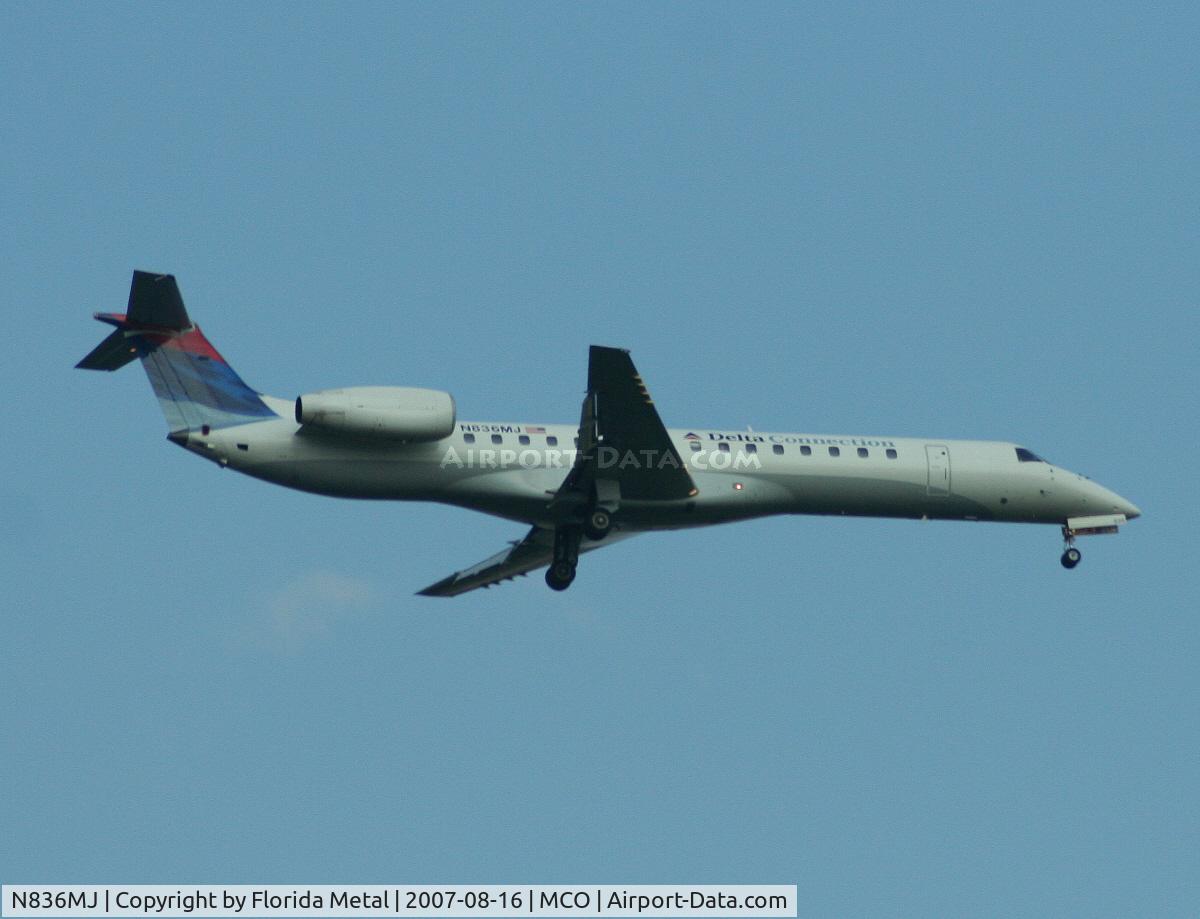N836MJ, 2000 Embraer ERJ-145LR (EMB-145LR) C/N 145359, Delta Connection