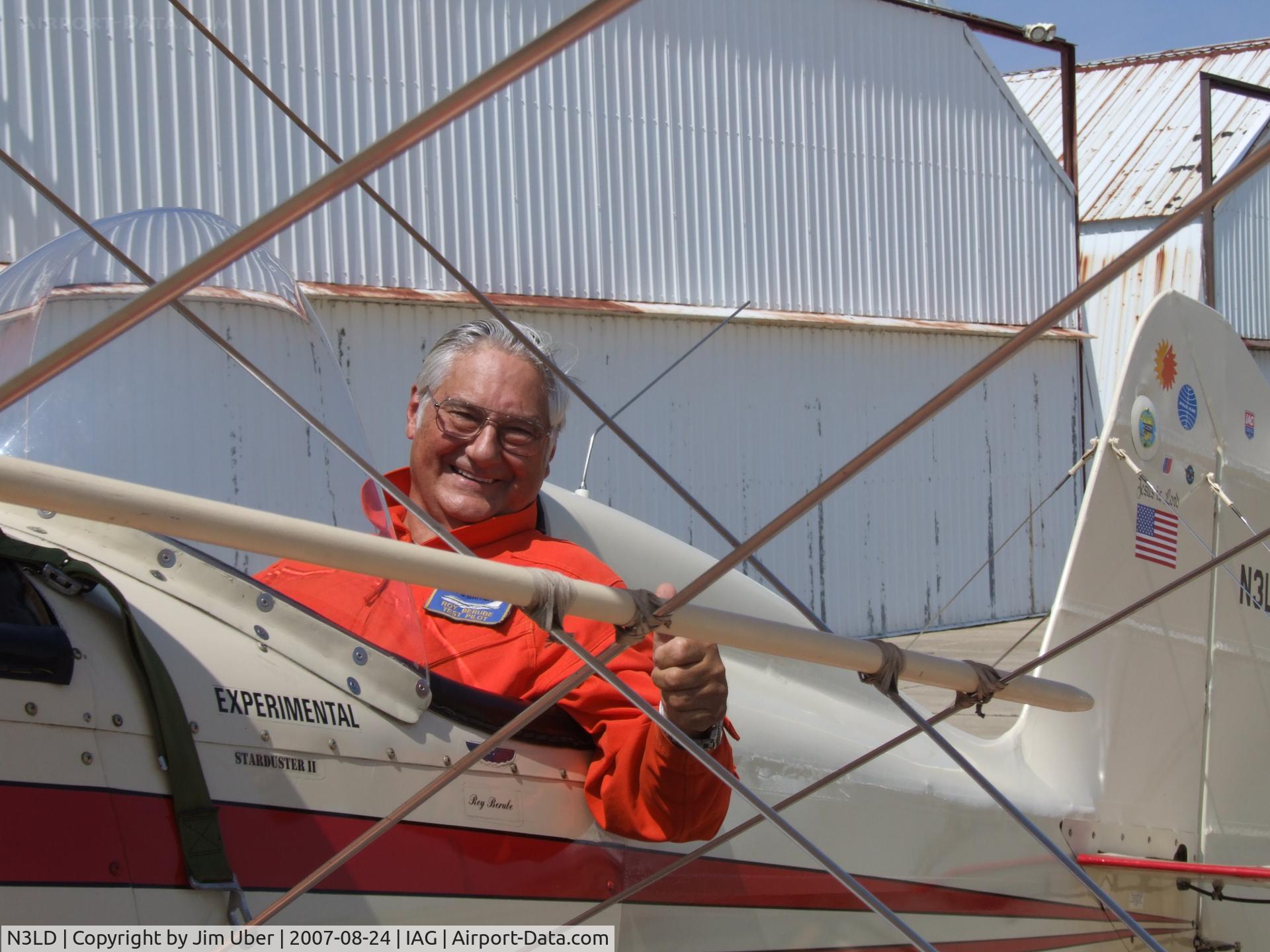N3LD, 1976 Stolp SA-300 Starduster Too C/N 1145, Roy at the controls