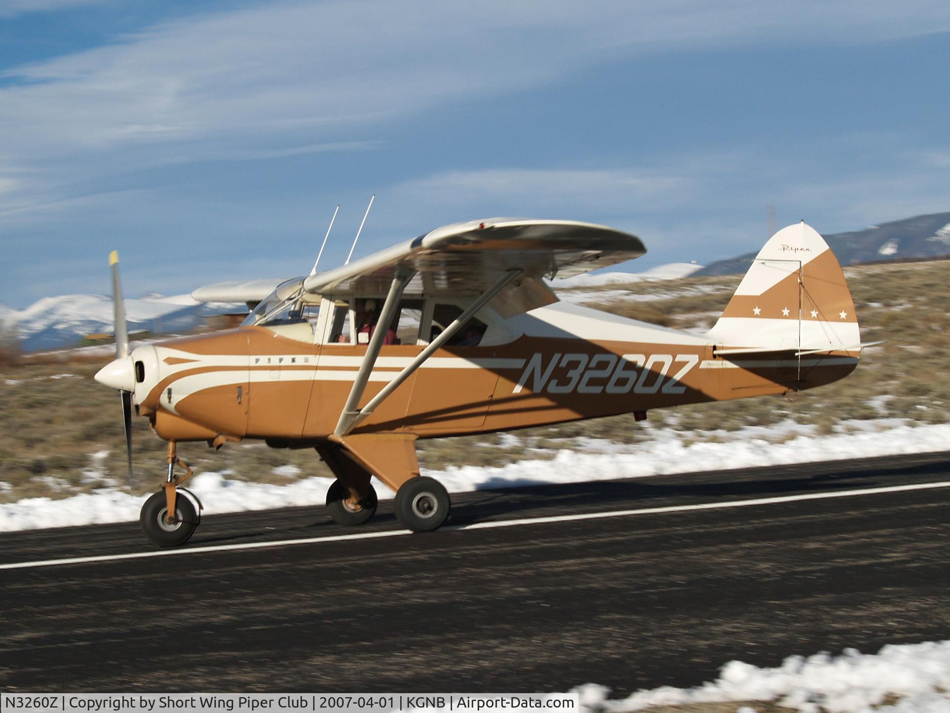 N3260Z, 1960 Piper PA-22-160 Tri Pacer C/N 22-7209, On the runway KGNB