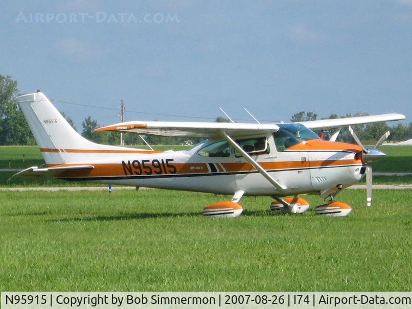 N95915, 1978 Cessna 182Q Skylane C/N 18266678, Parked in the grass at Urbana, OH