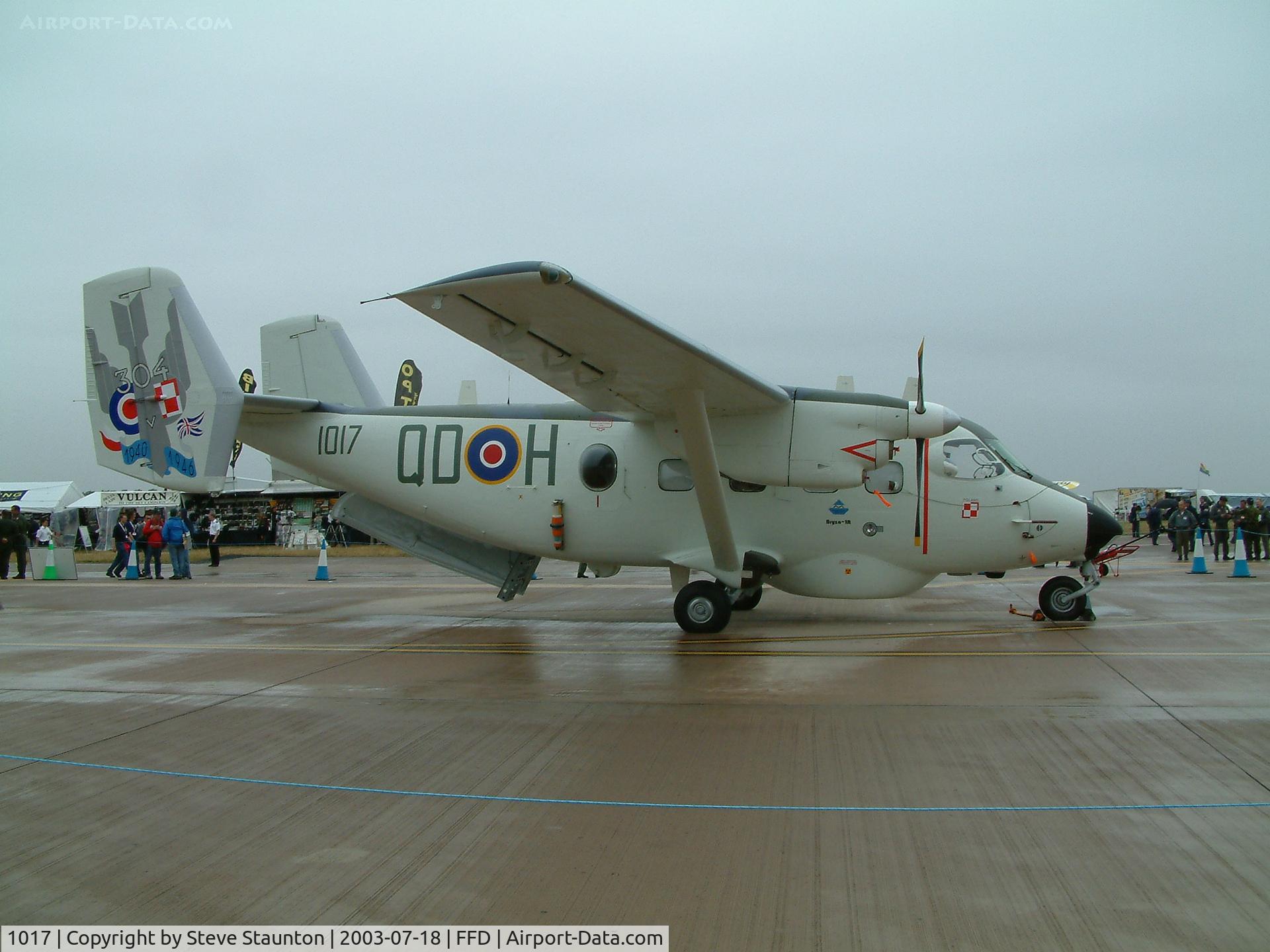1017, PZL-Mielec M-28B1R Bryza 1R C/N AJG001-03, Royal International Air Tattoo 2003
