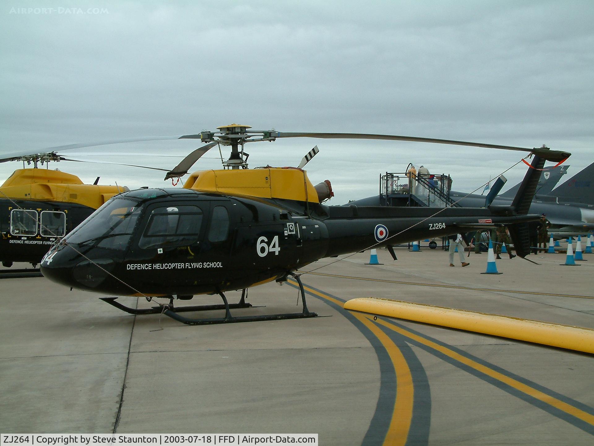 ZJ264, 1997 Eurocopter AS-350BB Squirrel HT1 Ecureuil C/N 2992, Royal International Air Tattoo 2003