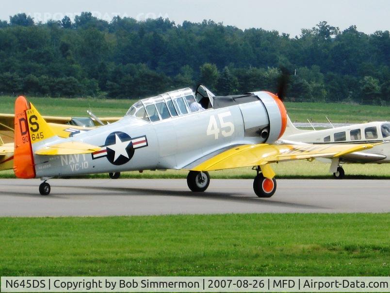 N645DS, 1944 North American SNJ-5 Texan Texan C/N 88-17678, EAA MERFI event at Mansfield, OH