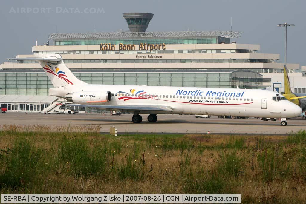 SE-RBA, 1987 McDonnell Douglas MD-87 (DC-9-87) C/N 49403, visitor