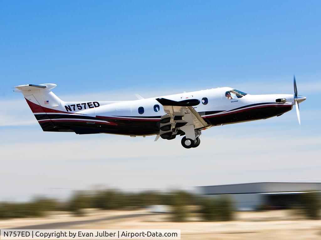 N757ED, 2007 Pilatus PC-12/47 C/N 790, Bend Airport First Flight
