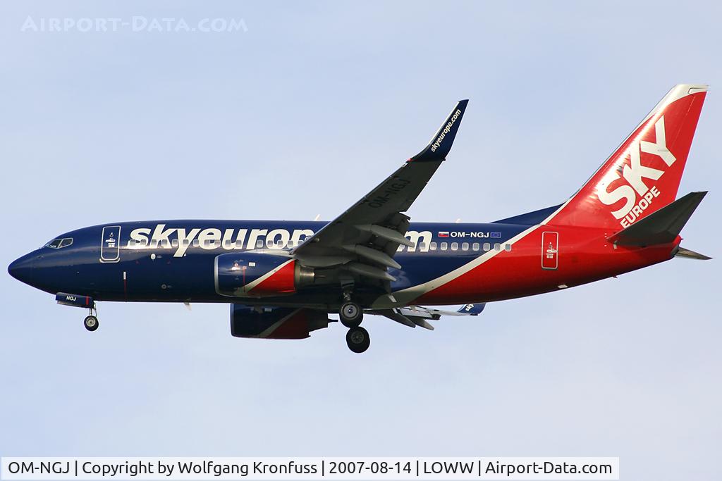 OM-NGJ, 2007 Boeing 737-76N C/N 34755, on finals RWY34