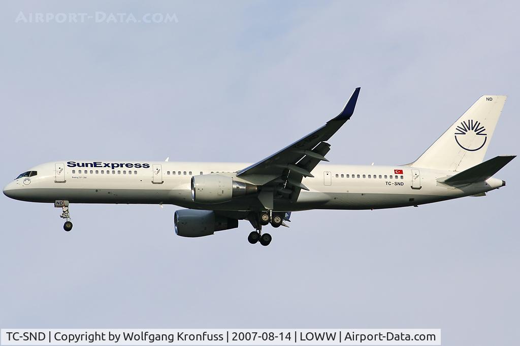 TC-SND, 1993 Boeing 757-2Q8 C/N 26268, back to Vienna after their Holidays in Turkey