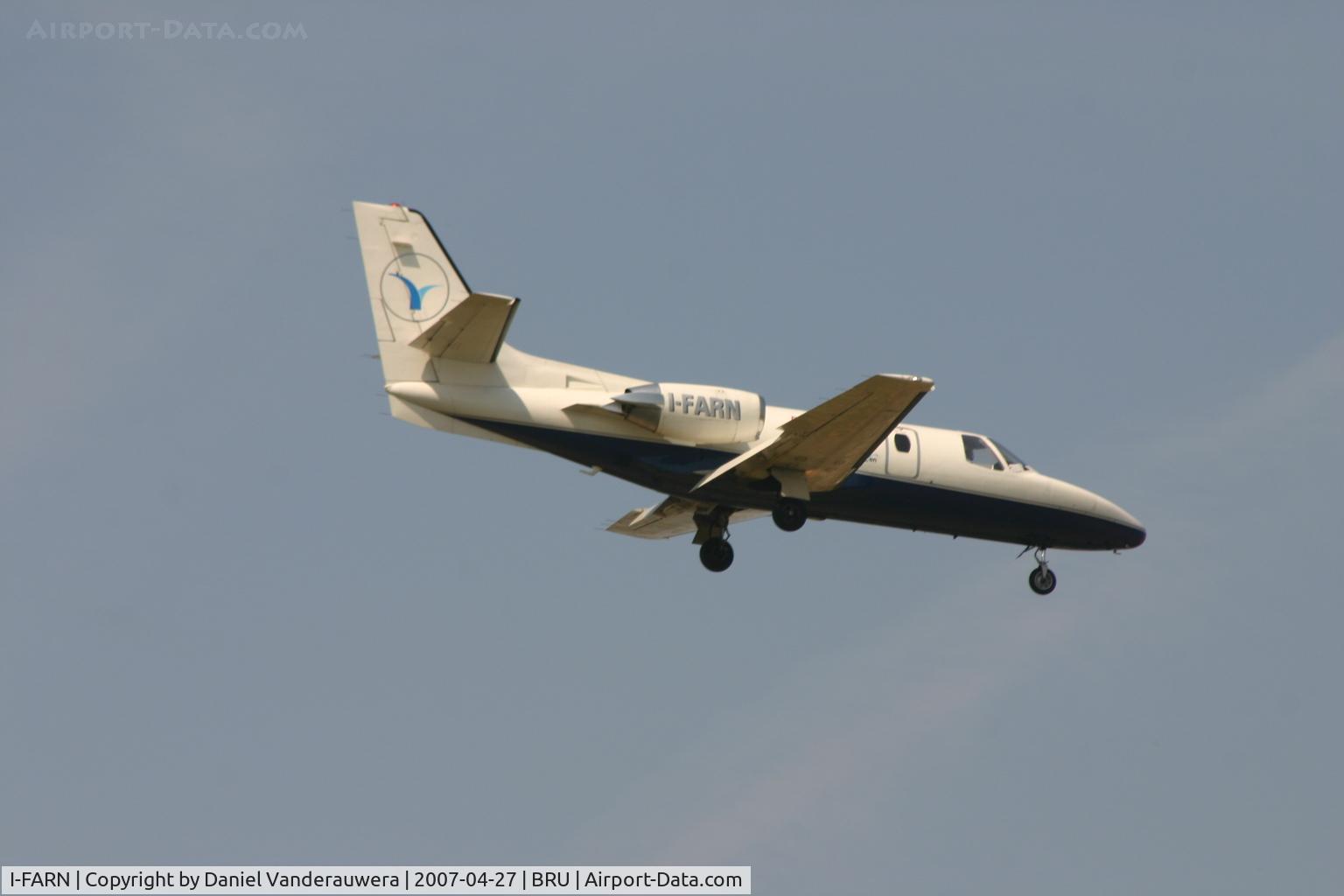 I-FARN, 1980 Cessna 500 Citation I C/N 500-0401, descending to rwy 02