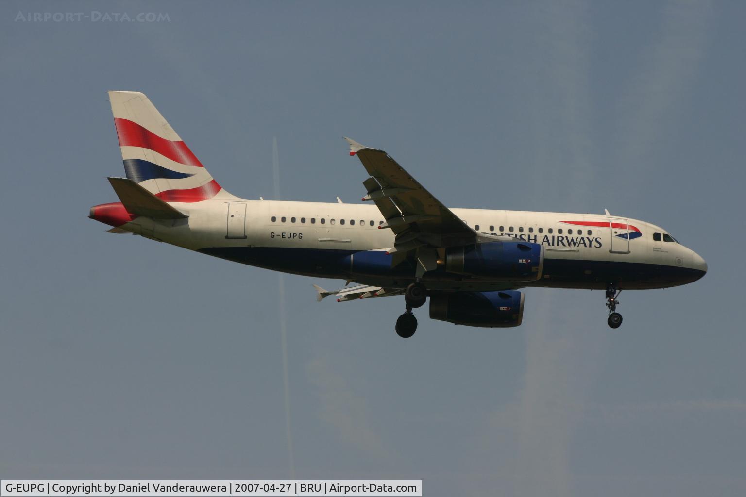 G-EUPG, 2000 Airbus A319-131 C/N 1222, descending to rwy 02