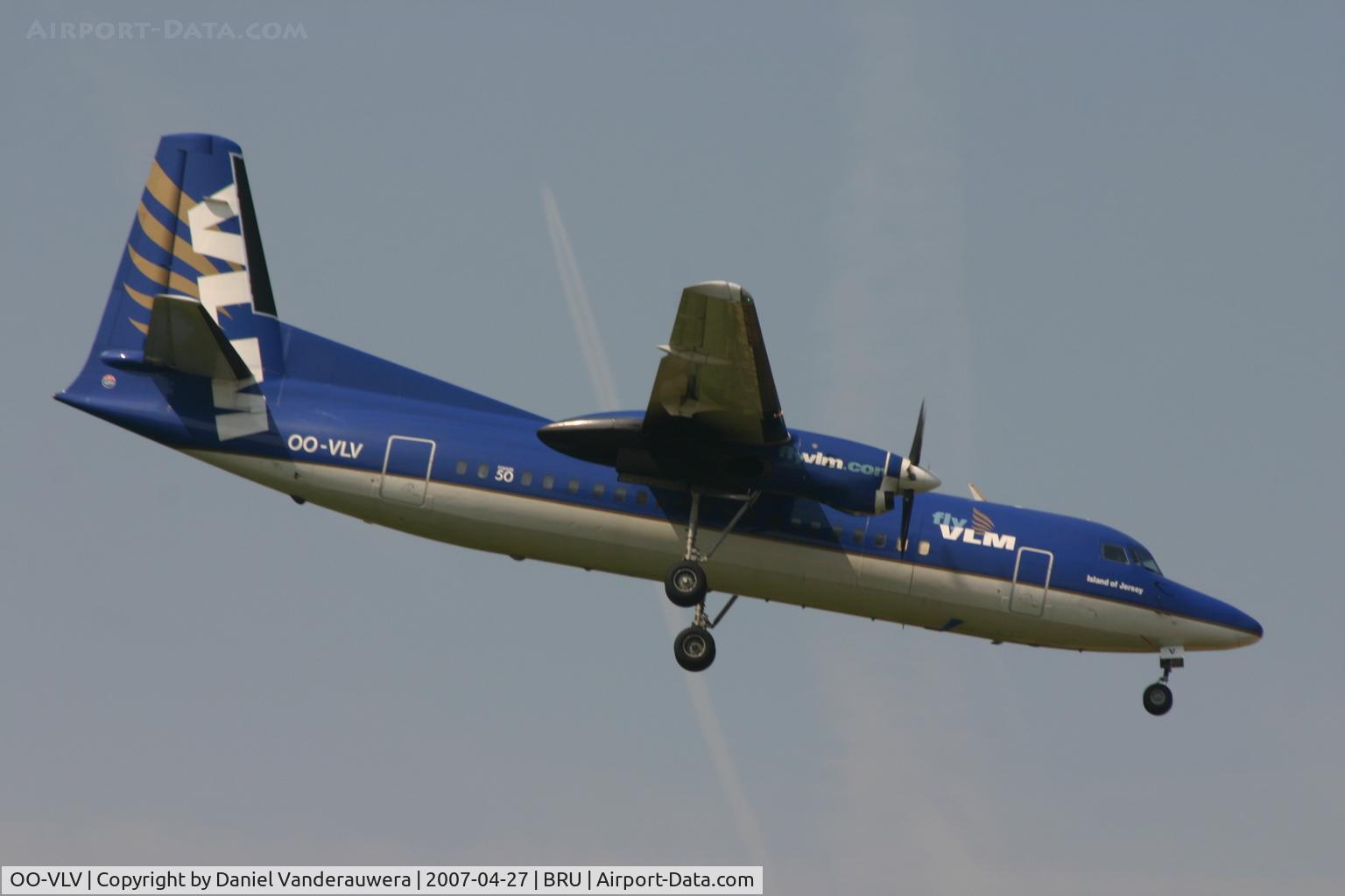 OO-VLV, 1989 Fokker 50 C/N 20160, descending to rwy 02