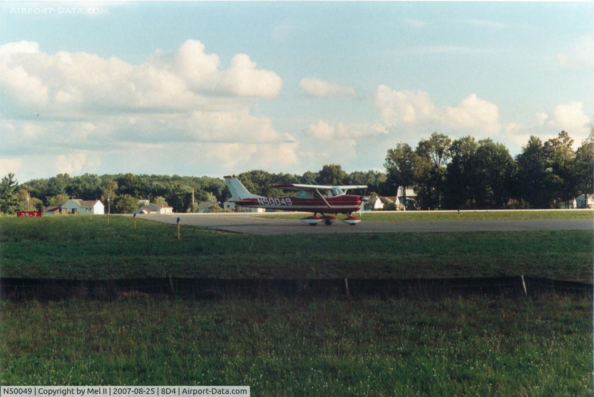 N50049, 1968 Cessna 150H C/N 15069039, Taxi to RWY 25 for departure @ Paul C. Miller-Sparta Airport (8D4)