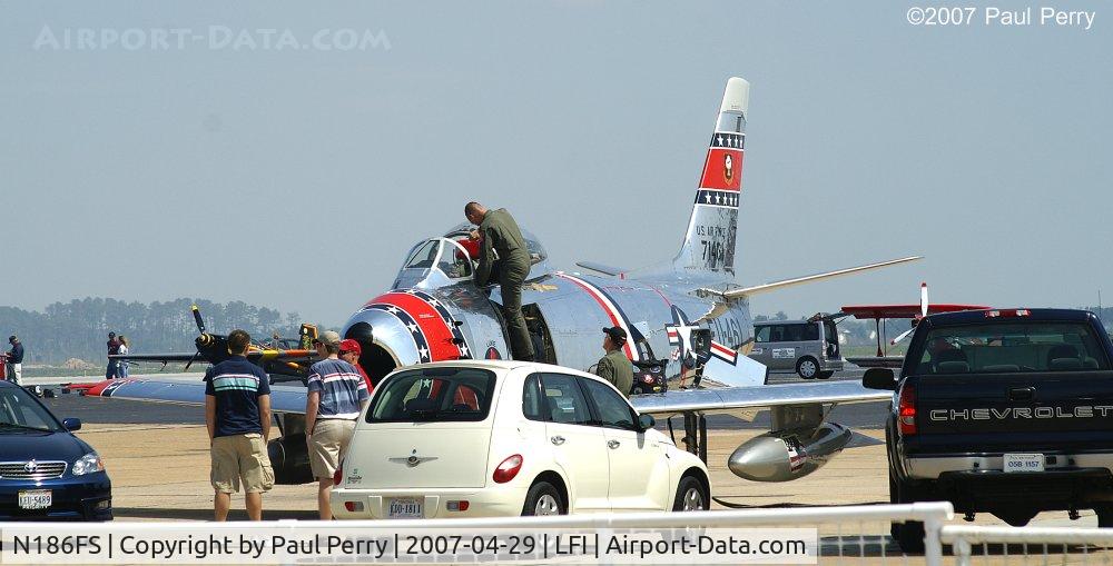 N186FS, 1956 Canadair CL-13B Sabre 6 C/N 1461, Prepping for the flight