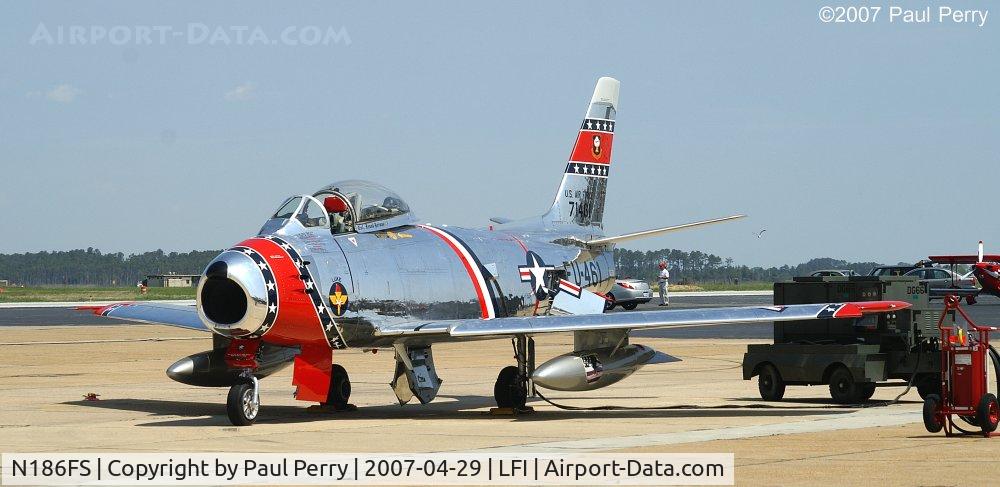 N186FS, 1956 Canadair CL-13B Sabre 6 C/N 1461, Quiet reflection