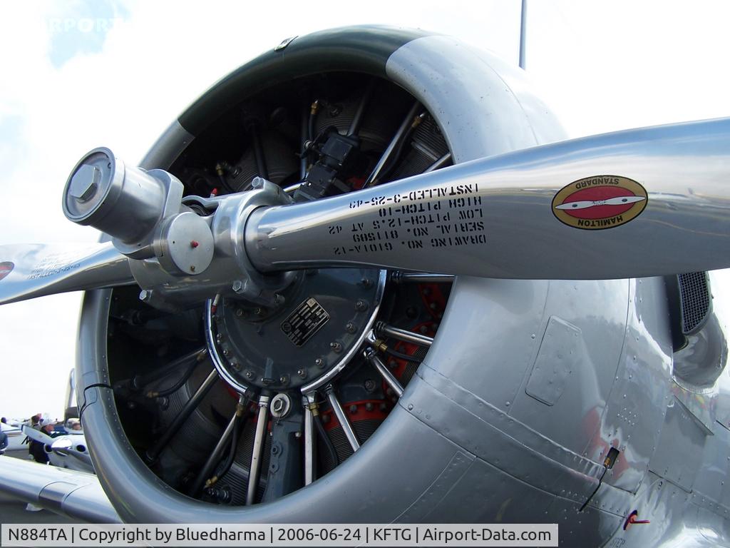 N884TA, 1959 North American AT-6G Texan C/N 168-294 (49-3190), engine