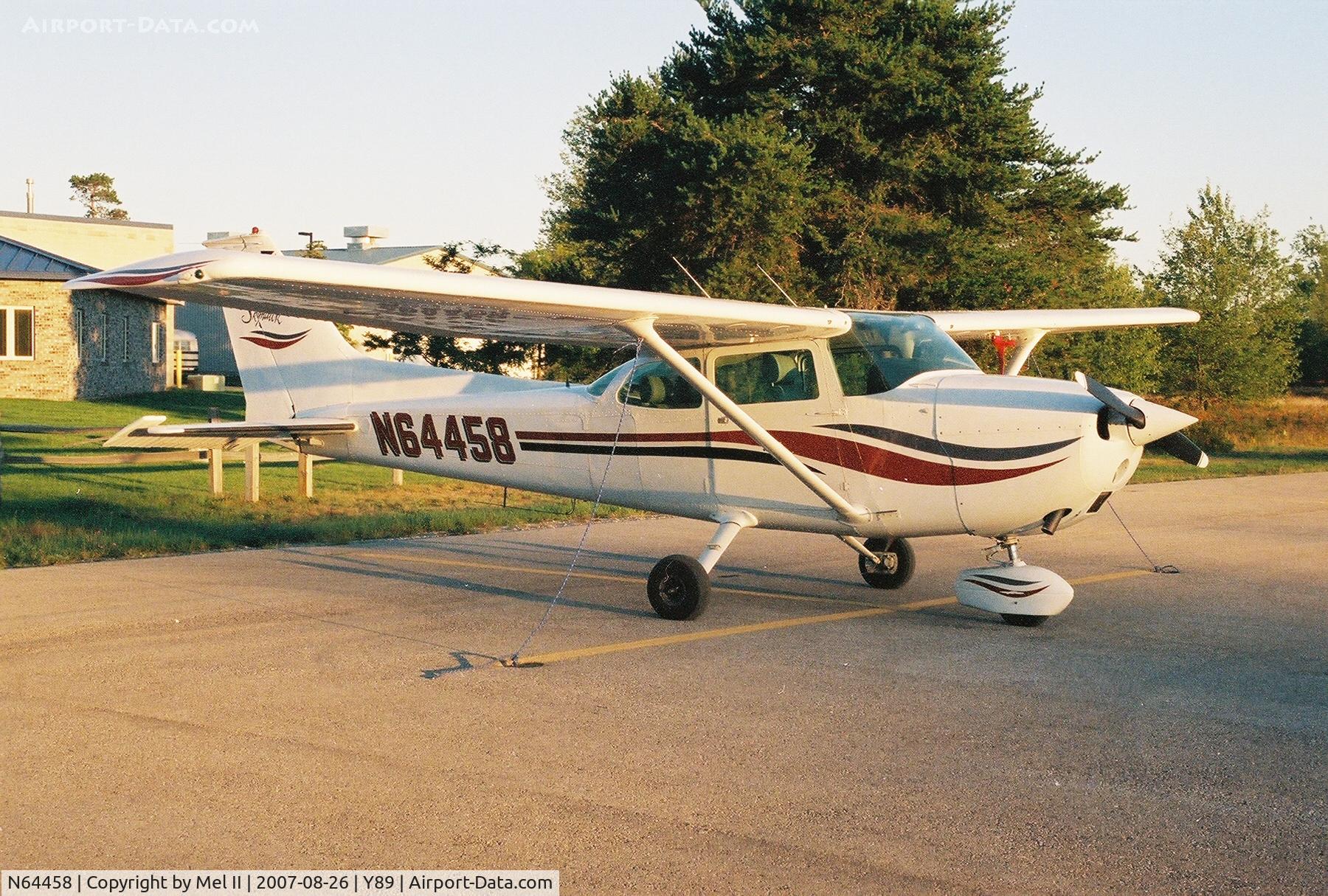 N64458, 1975 Cessna 172M C/N 17265245, Parked @ Kalkaska City Airport (Y89)