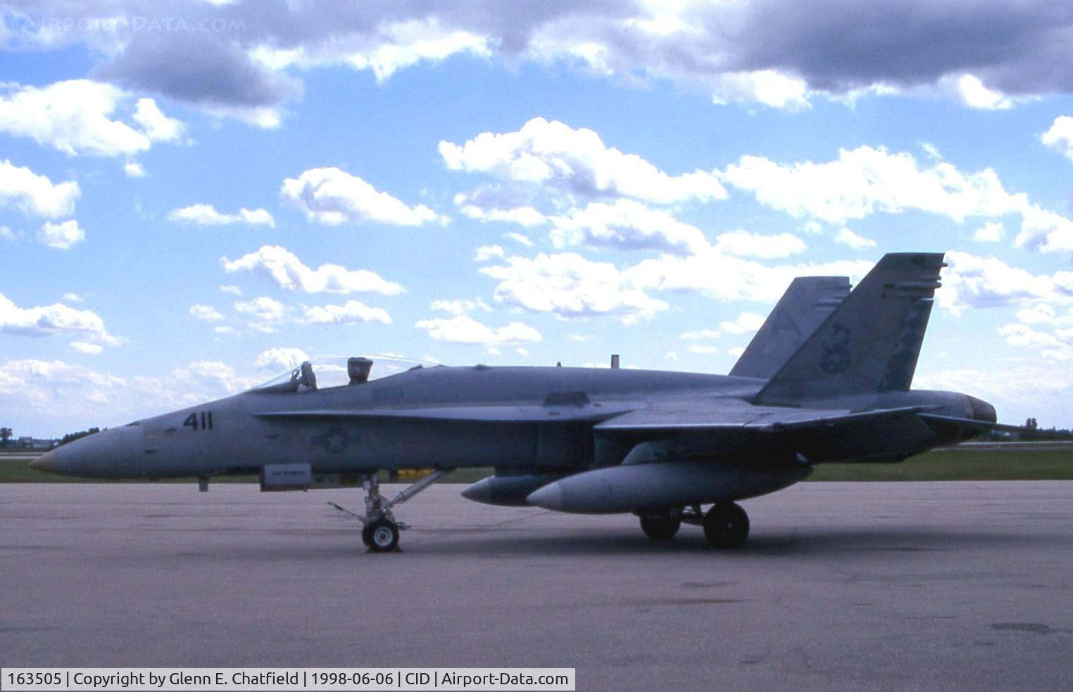 163505, 1988 McDonnell Douglas F/A-18C Hornet C/N 0749, F/A-18C Stopping over