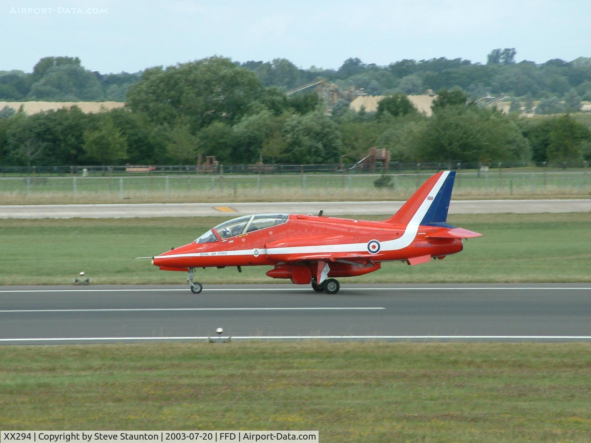 XX294, 1979 Hawker Siddeley Hawk T.1 C/N 122/312119, Royal International Air Tattoo 2003