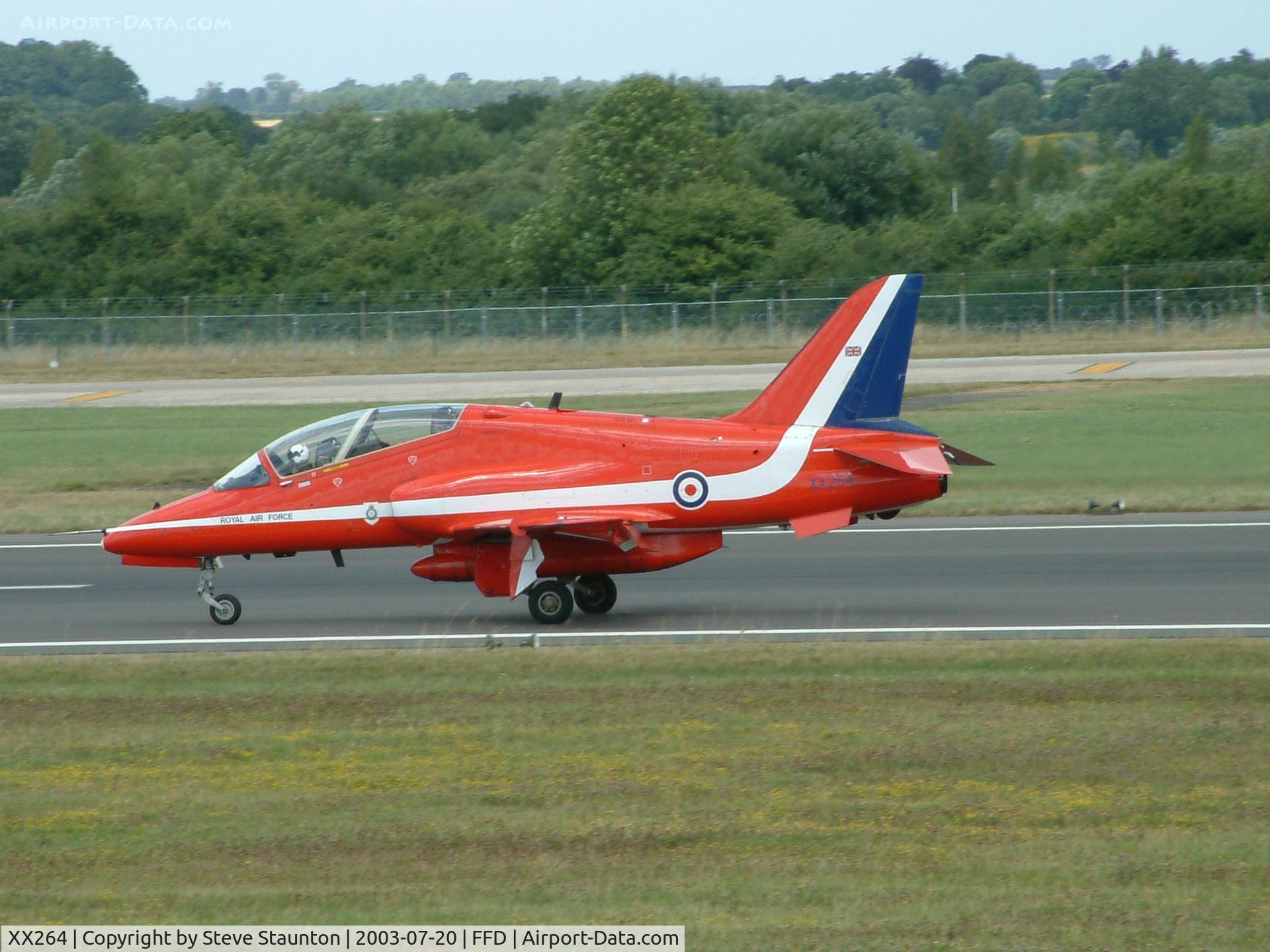 XX264, 1978 Hawker Siddeley Hawk T.1A C/N 100/312100, Royal International Air Tattoo 2003