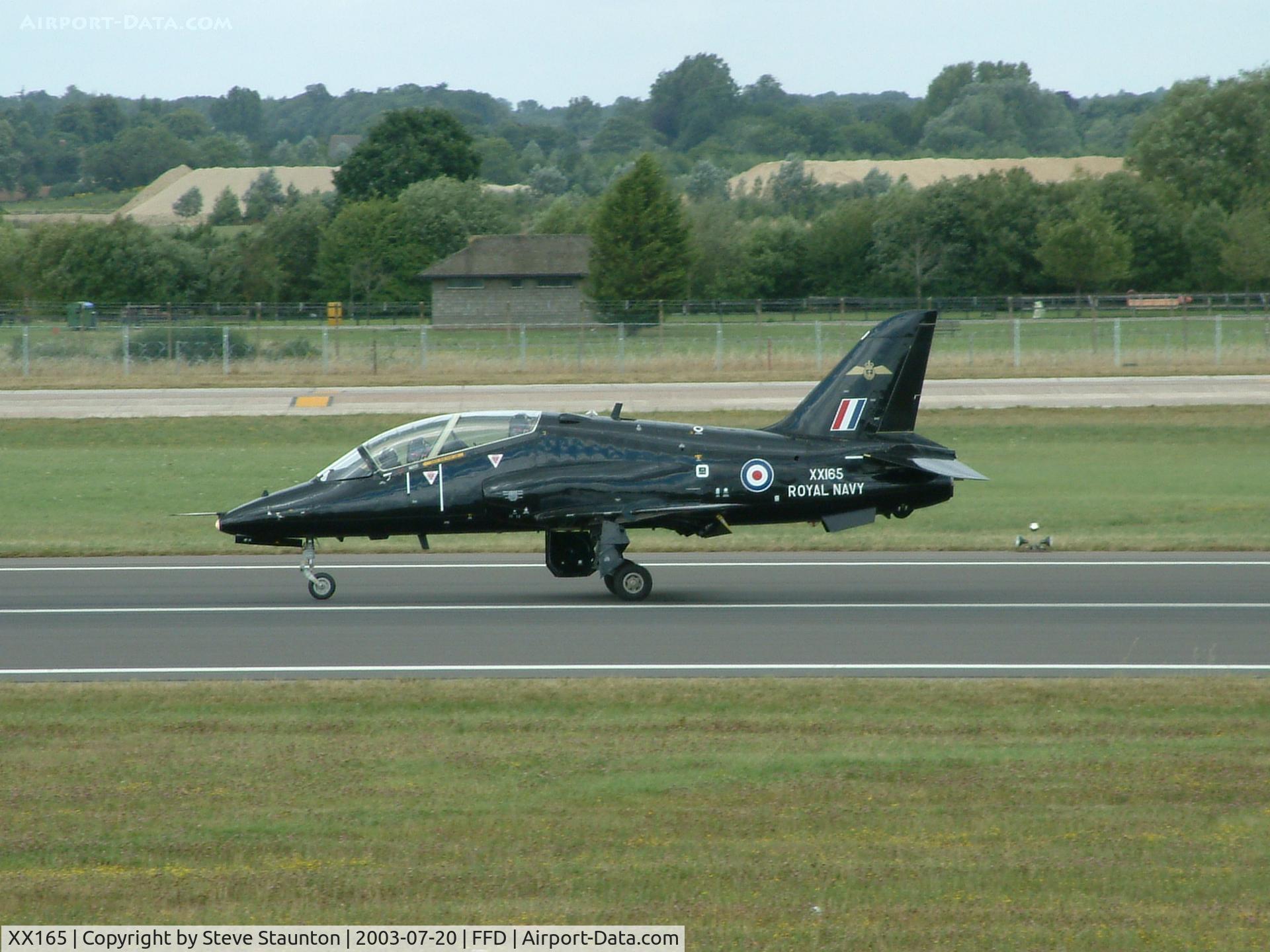 XX165, 1976 Hawker Siddeley Hawk T.1 C/N 012/312012, Royal International Air Tattoo 2003