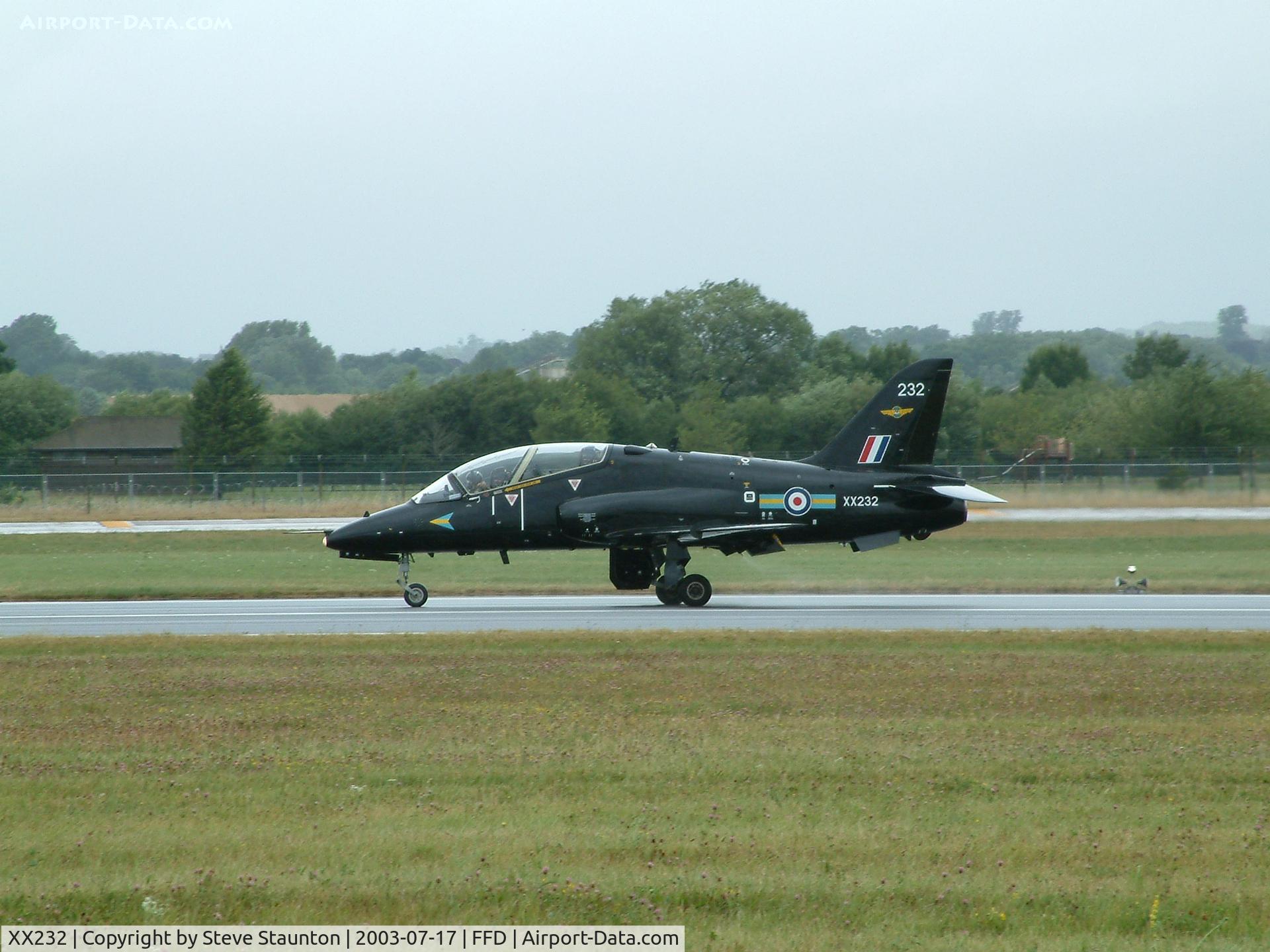 XX232, 1978 Hawker Siddeley Hawk T.1 C/N 068/312068, Royal International Air Tattoo 2003