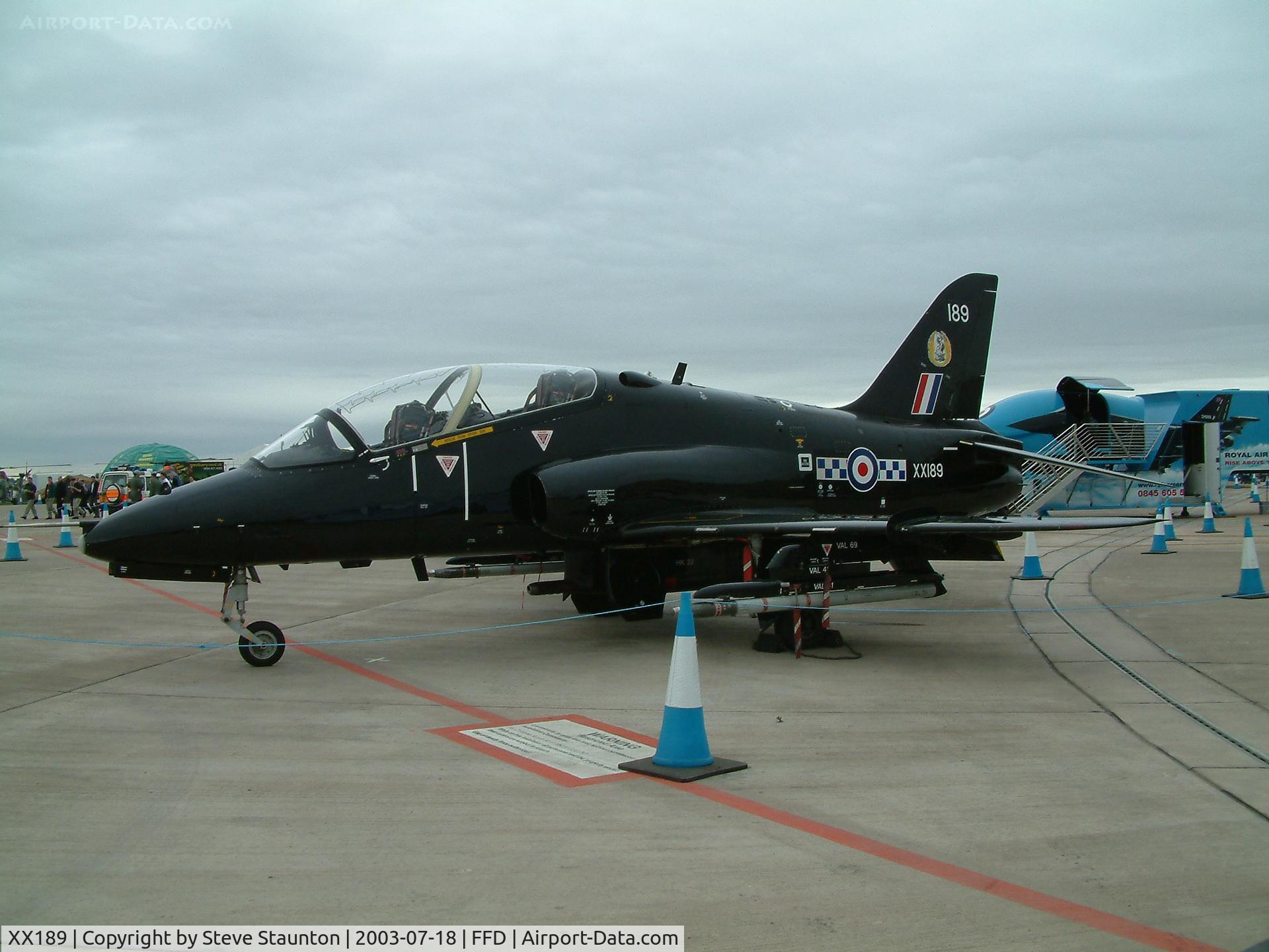 XX189, 1977 Hawker Siddeley Hawk T.1A C/N 036/312036, Royal International Air Tattoo 2003