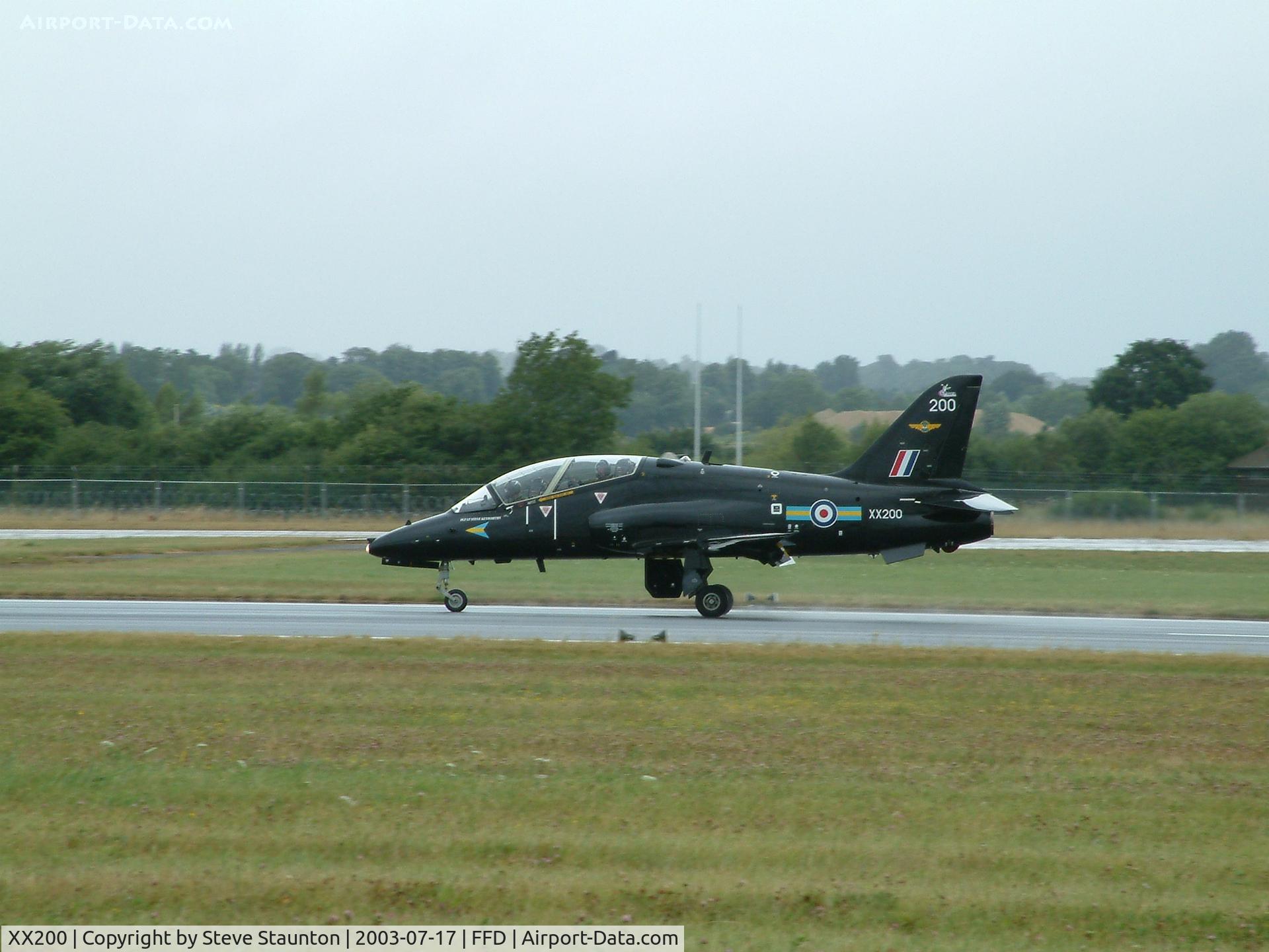 XX200, 1978 Hawker Siddeley Hawk T.1A C/N 047/312047, Royal International Air Tattoo 2003