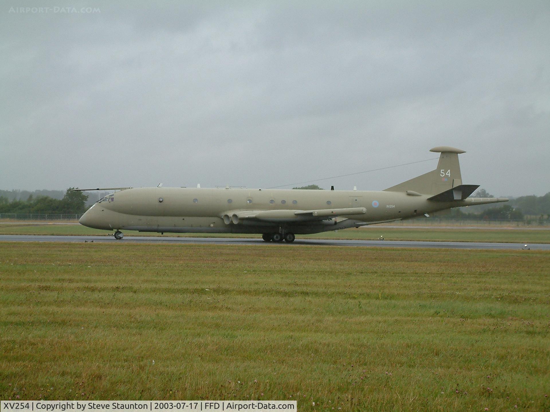 XV254, Hawker Siddeley Nimrod MR.2 C/N 8029, Royal International Air Tattoo 2003