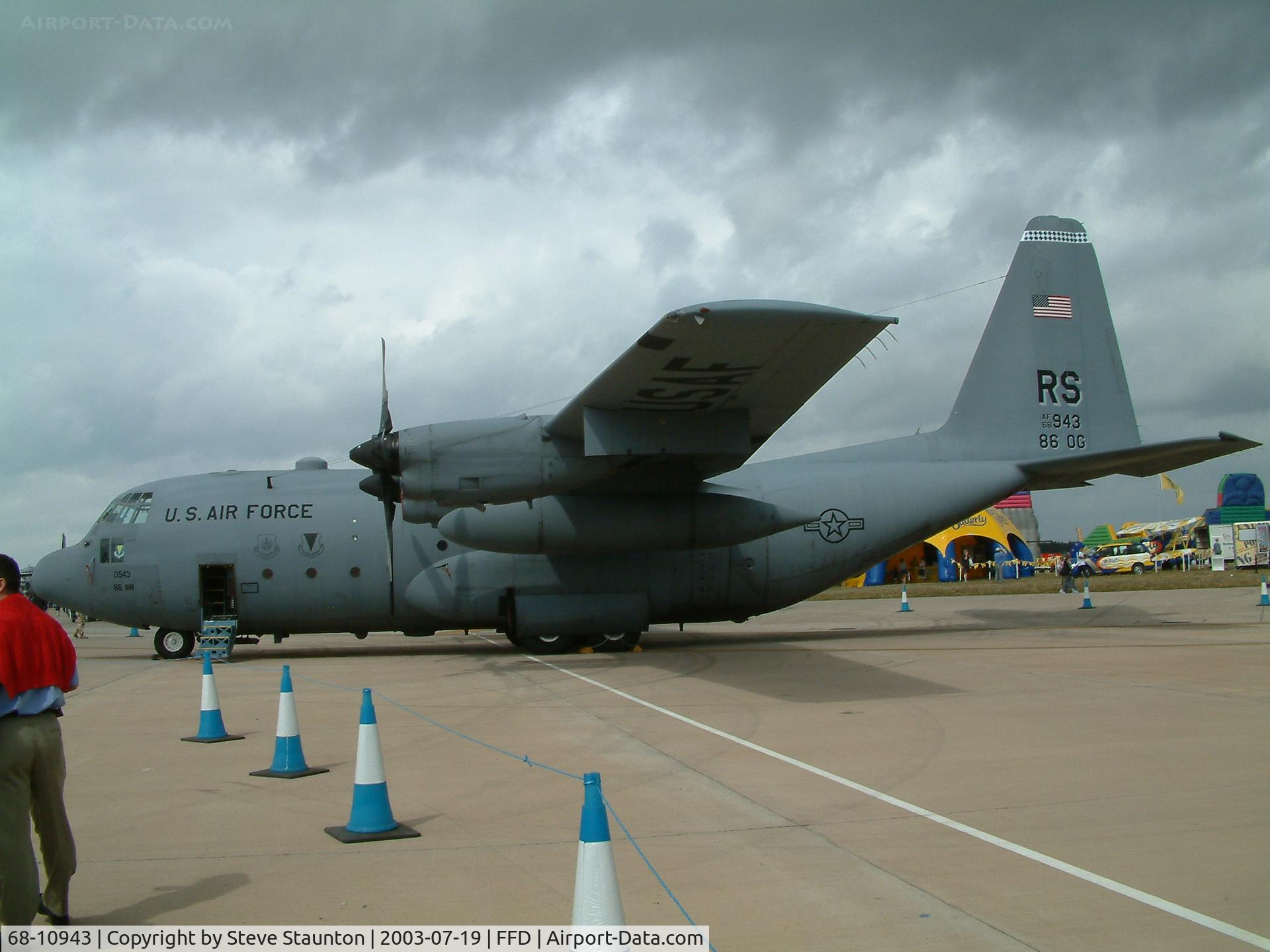 68-10943, Lockheed C-130E Hercules C/N 382-4323, Royal International Air Tattoo 2003