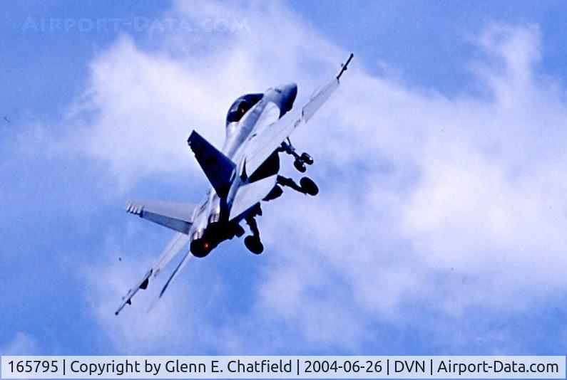 165795, Boeing F/A-18F Super Hornet C/N 1522/F021, F/A-18F at the Quad Cities Air Show