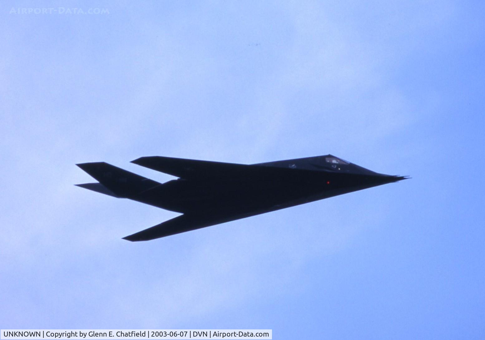 UNKNOWN, , F-117A fly by at the Quad Cities air show