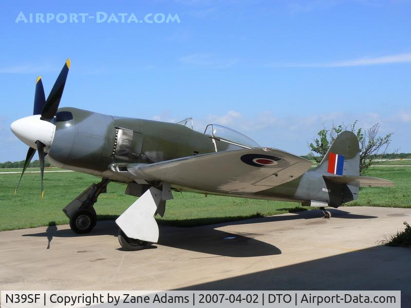 N39SF, 1949 Hawker Sea Fury T.20 C/N 37542, Sea Fury Ready for Takeoff