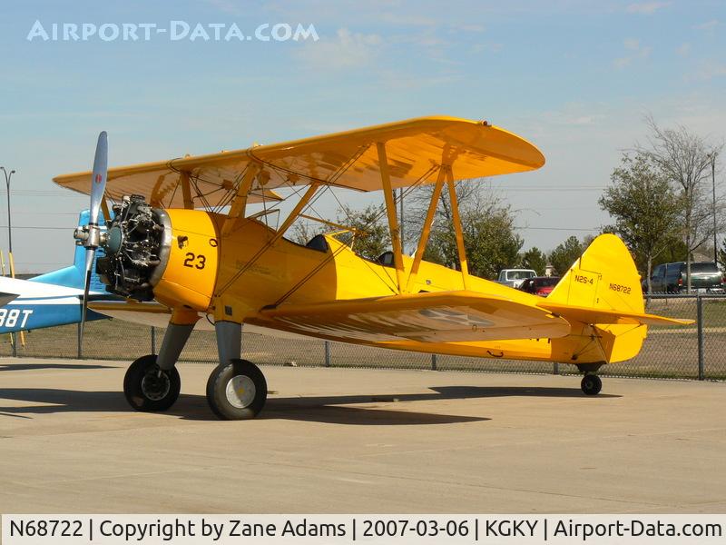 N68722, 1942 Boeing A75N1(PT17) C/N 75-3603, Stearman Arlington