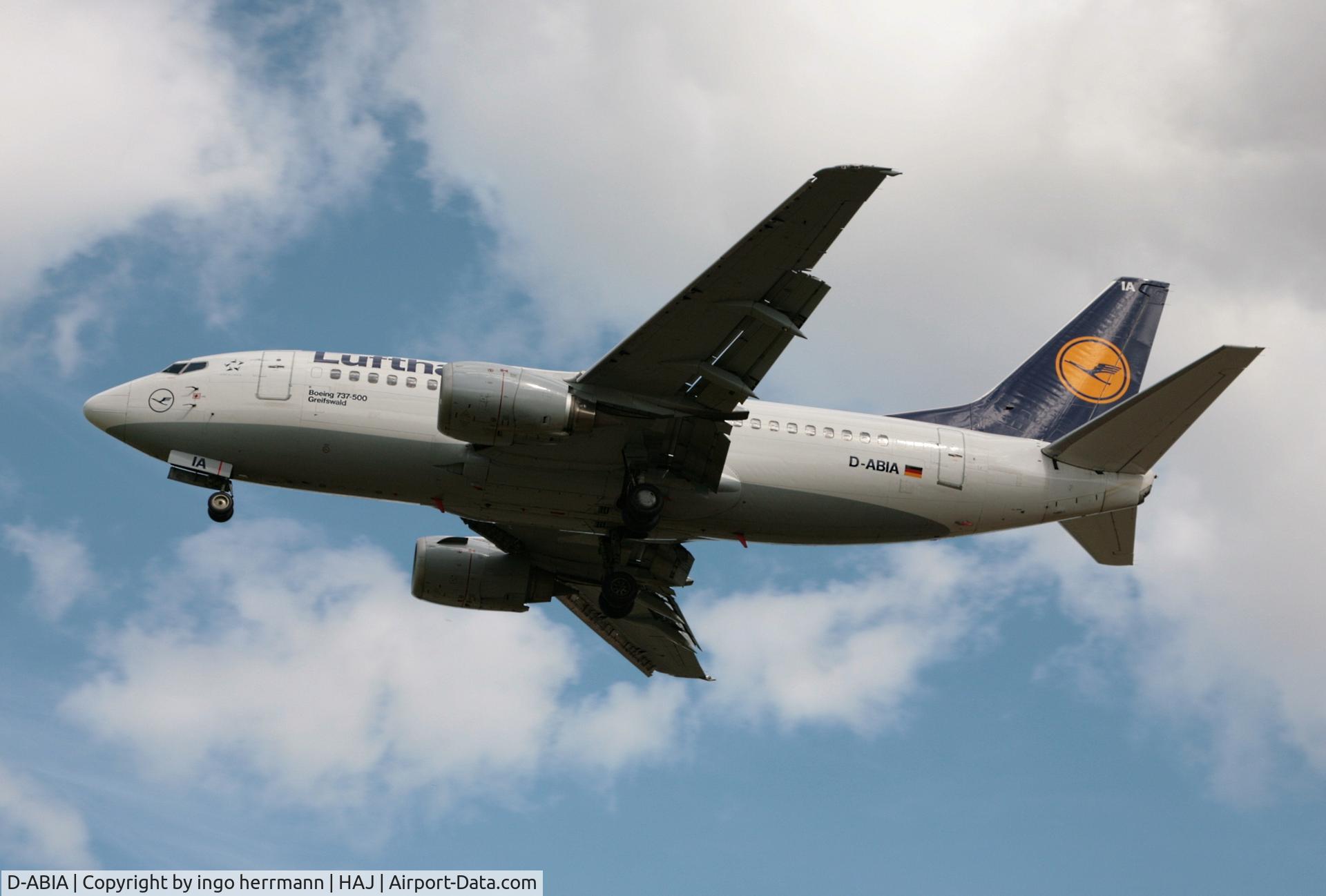 D-ABIA, 1990 Boeing 737-530 C/N 24815, B737-500