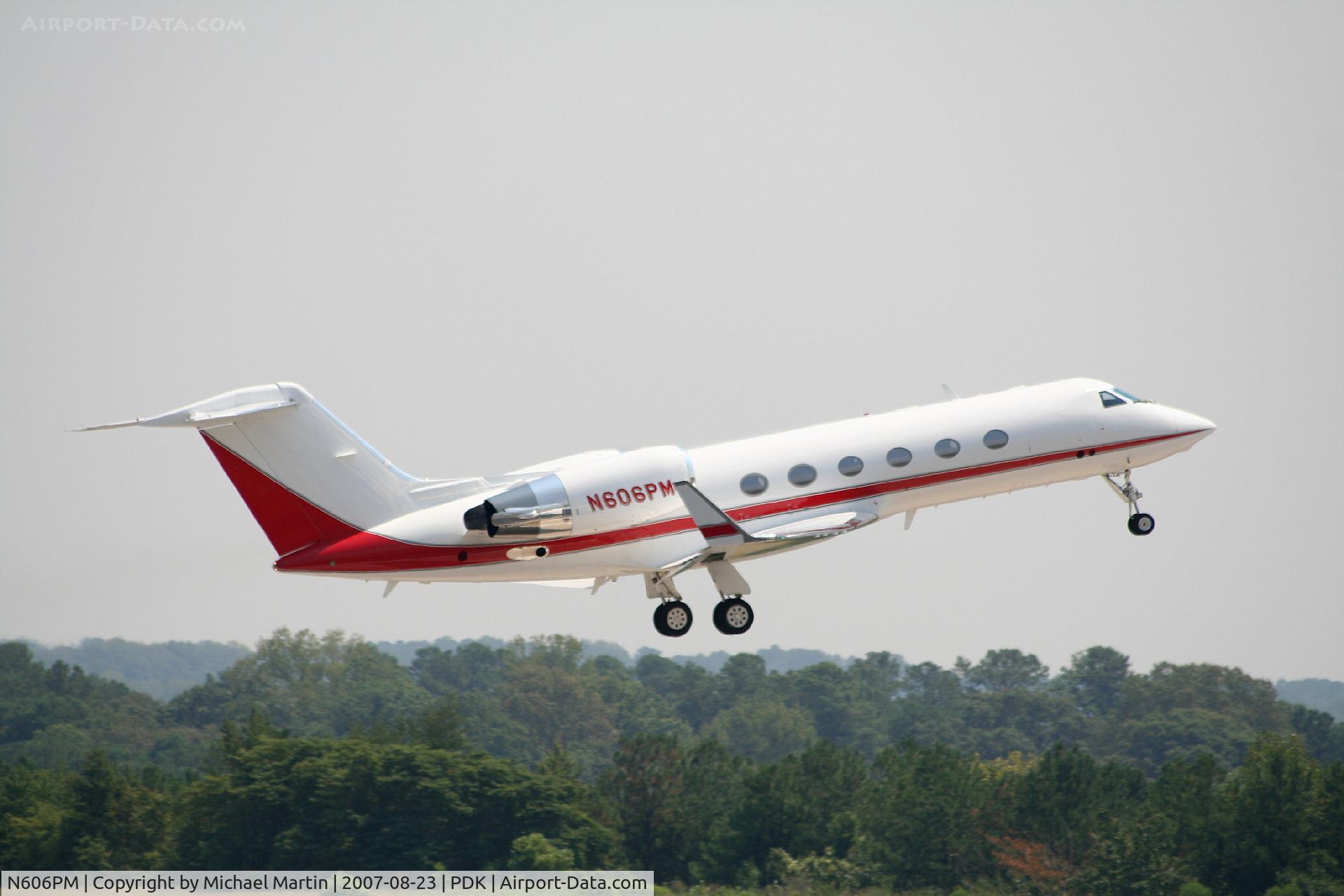 N606PM, 2003 Gulfstream Aerospace G-IV C/N 1512, Departing PDK for parts unknown!