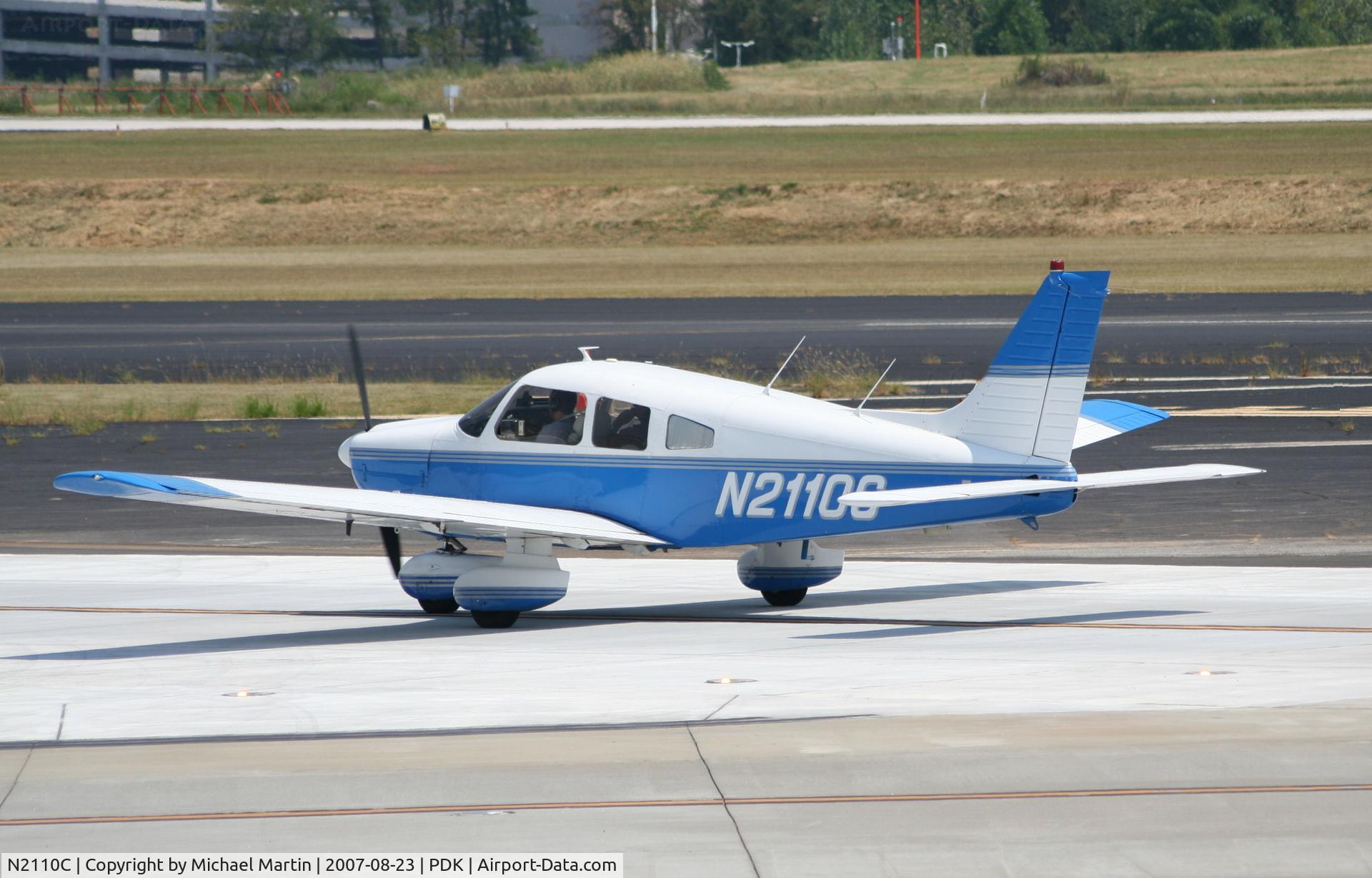 N2110C, 1978 Piper PA-28-181 C/N 28-7990144, Taxing to Runway 20R