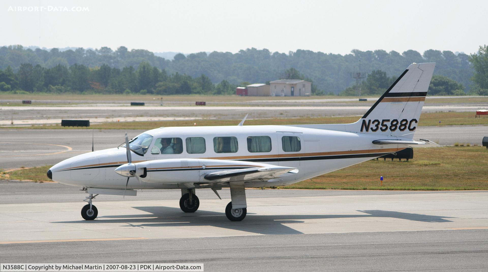 N3588C, 1980 Piper PA-31-350 Chieftain C/N 31-8052126, Taxing to Runway 20R