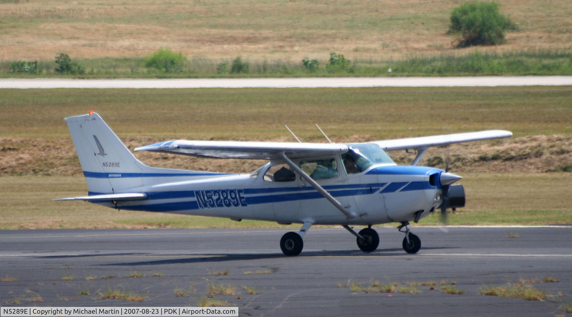 N5289E, 1978 Cessna 172N C/N 17271818, Landing Runway 20R