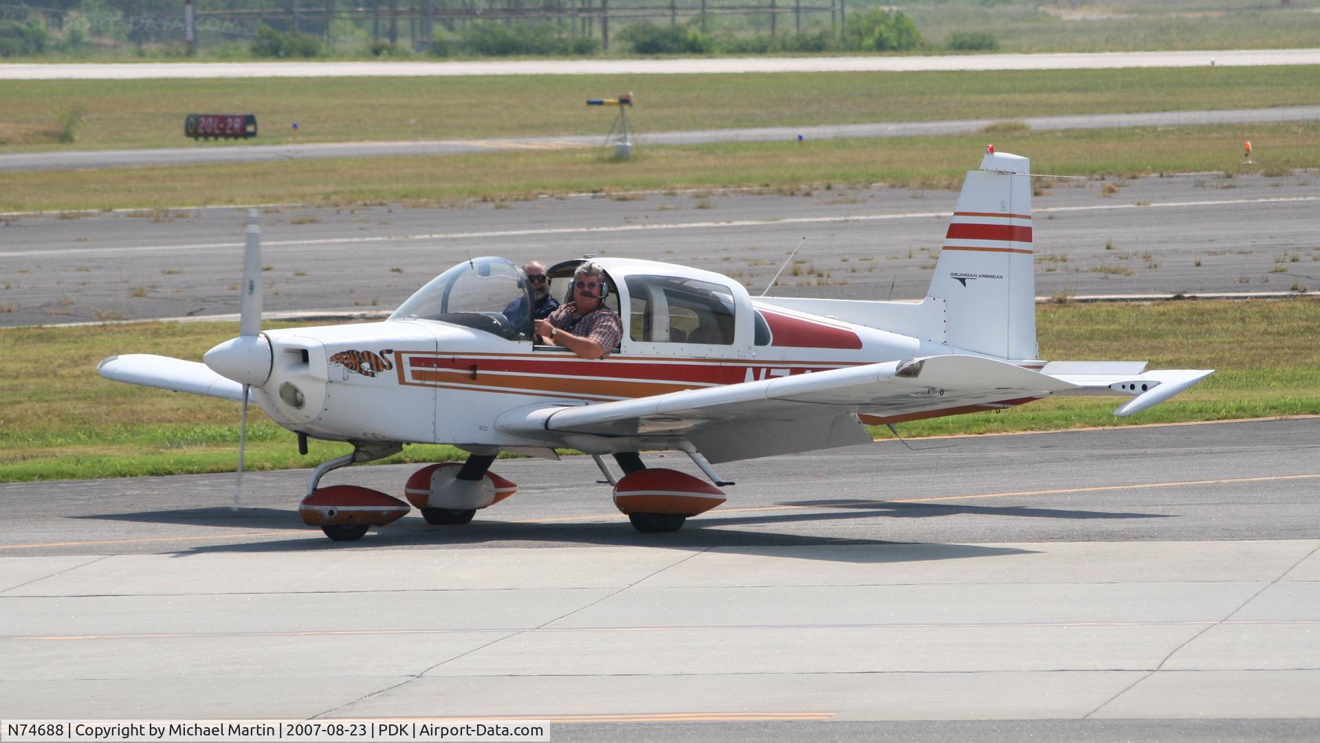 N74688, 1976 Grumman American AA-5B Tiger C/N AA5B-0348, Hey!  You Taking My Picture???