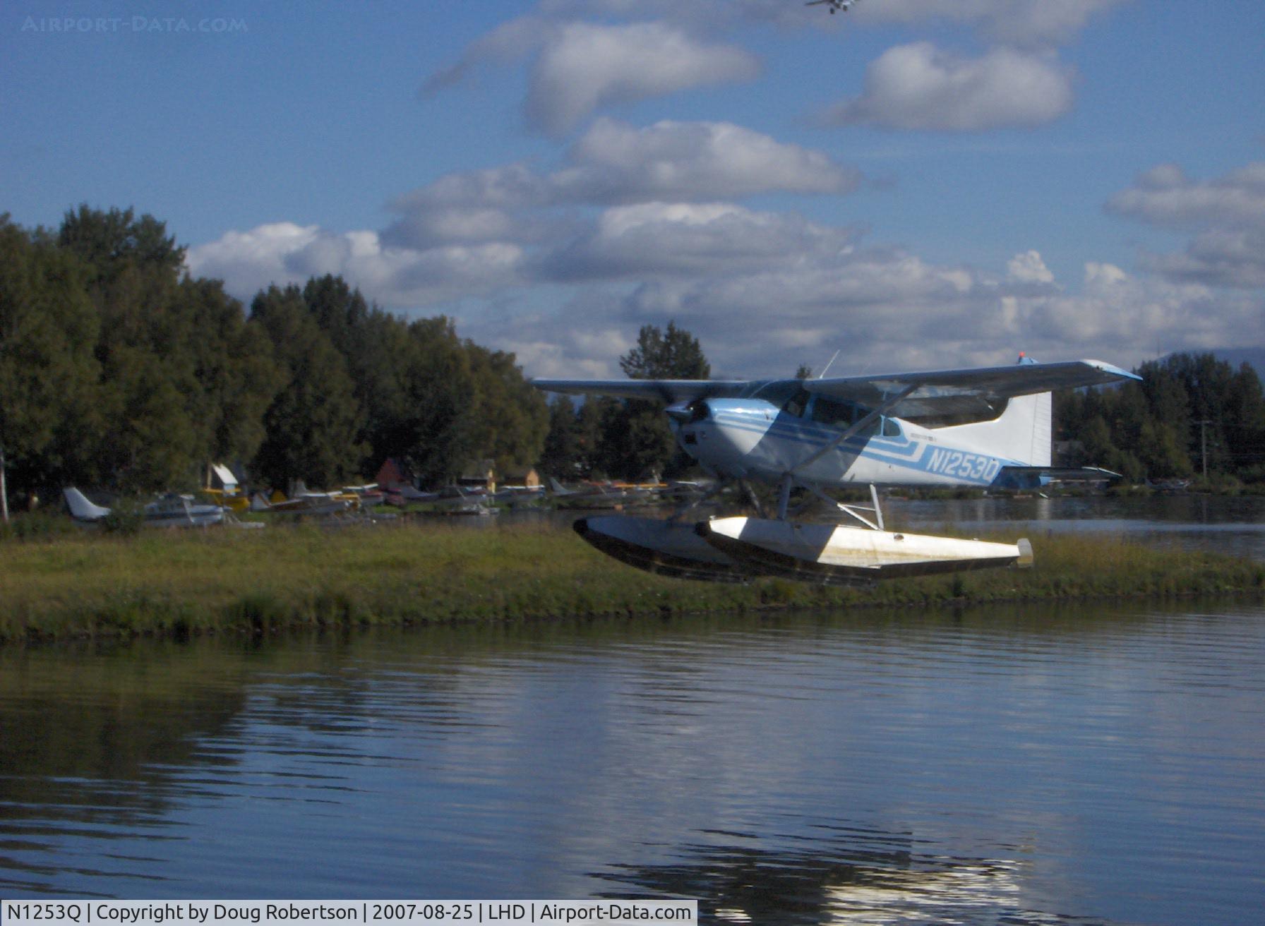 N1253Q, 1977 Cessna A185F Skywagon 185 C/N 18503473, Cessna A185F SKYWAGON, Continental IO-520-D 300 Hp, near splashdown