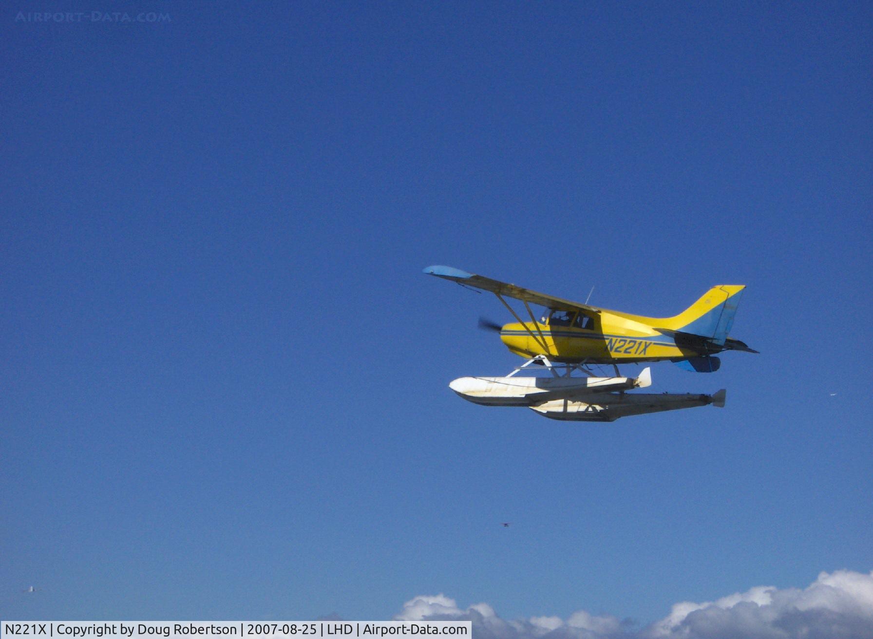 N221X, 1977 Maule M-5-235C Lunar Rocket C/N 7139C, 1977 Maule M-5-235C LUNAR ROCKET, Lycoming O-540 235 Hp, takeoff