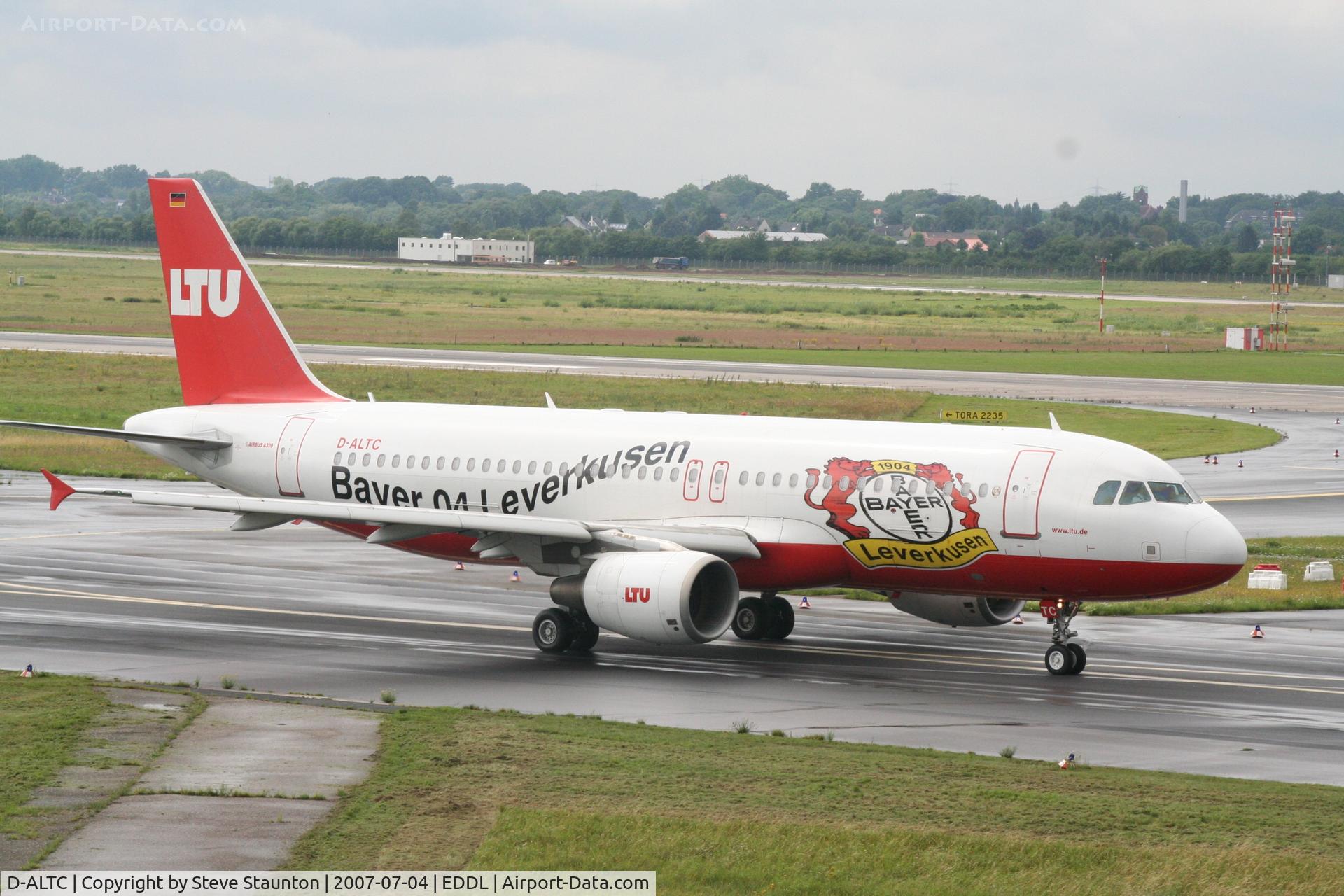 D-ALTC, 2001 Airbus A320-214 C/N 1441, Taken at Dusseldorf July 2007