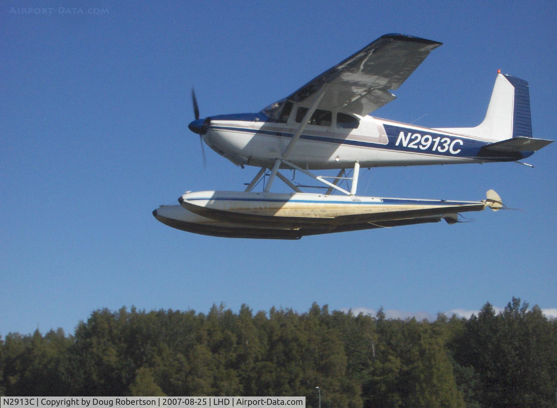 N2913C, 1954 Cessna 180 C/N 30813, 1954 Cessna 180 SKYWAGON, Continental O-470-A 225 Hp, landing