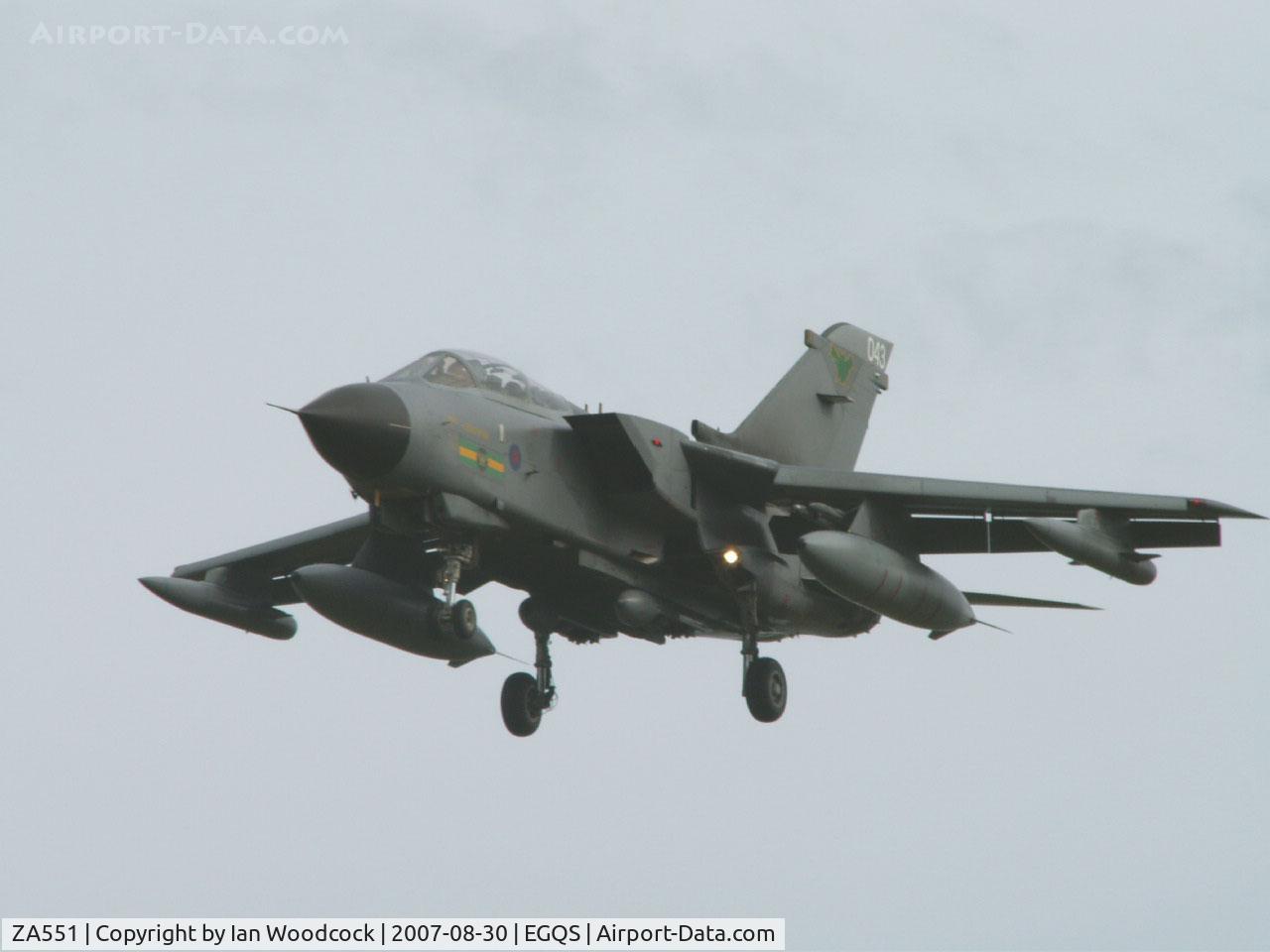 ZA551, 1981 Panavia Tornado GR.4 C/N 067/BT018/3035, BAe Panavia Tornado GR.4T/Royal Air Force/RAF Lossiemouth
